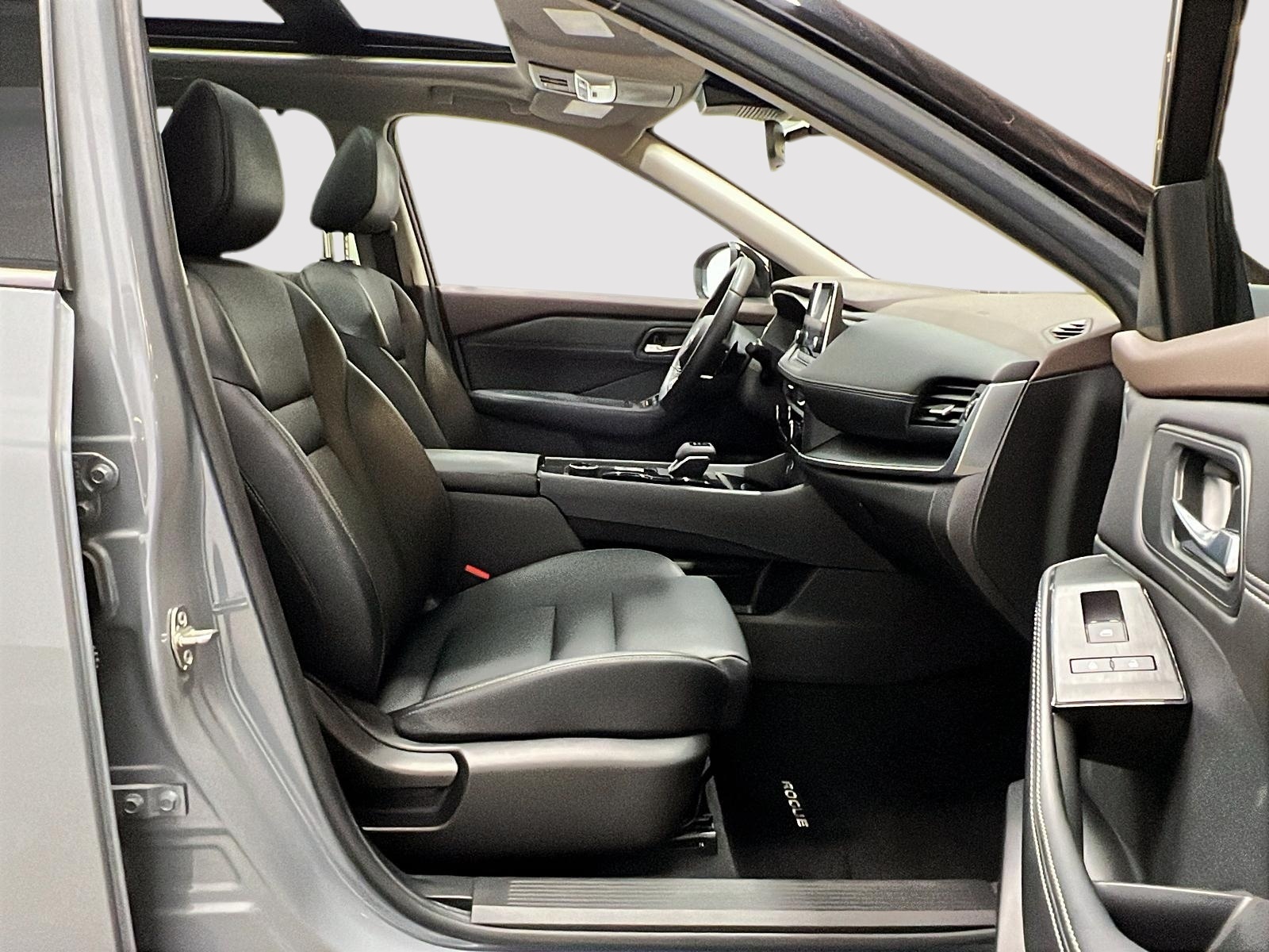 Nissan Rogue SV MIDNIGHT CUIR TOIT PANO 4RM 2023 — photo 8