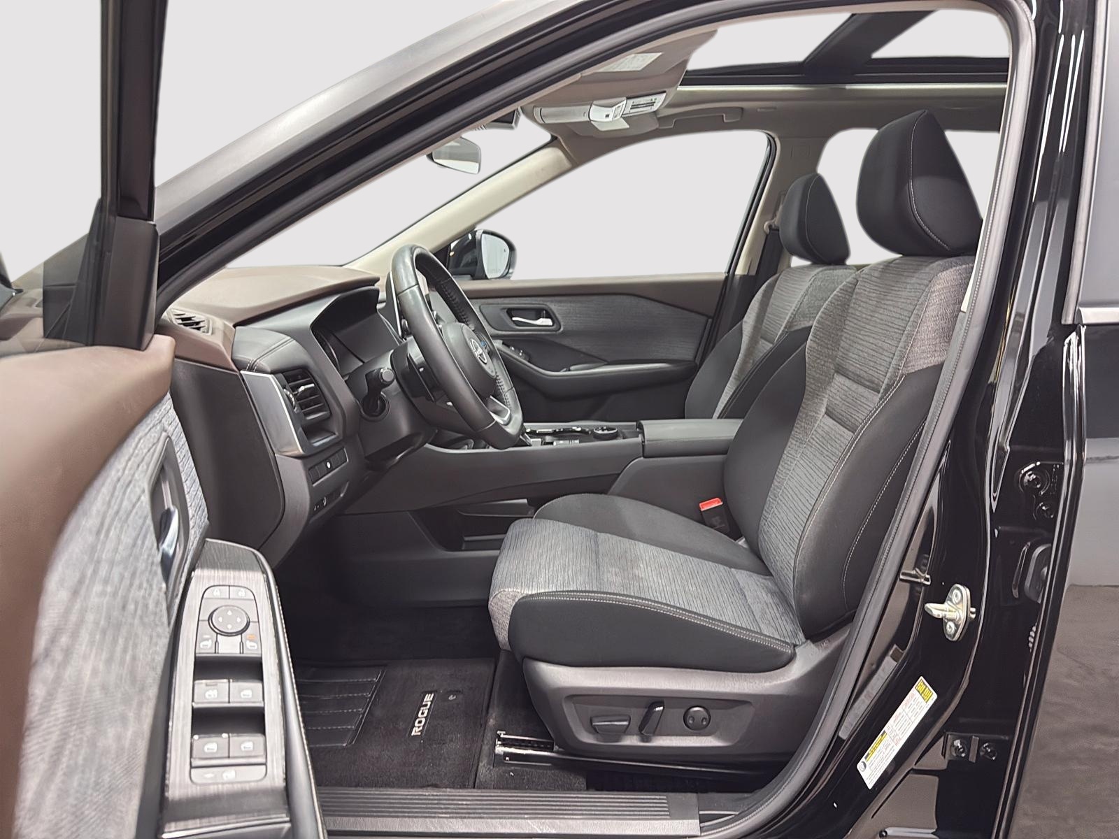 Nissan Rogue SV TOIT PANO 4RM 2023 — photo 7