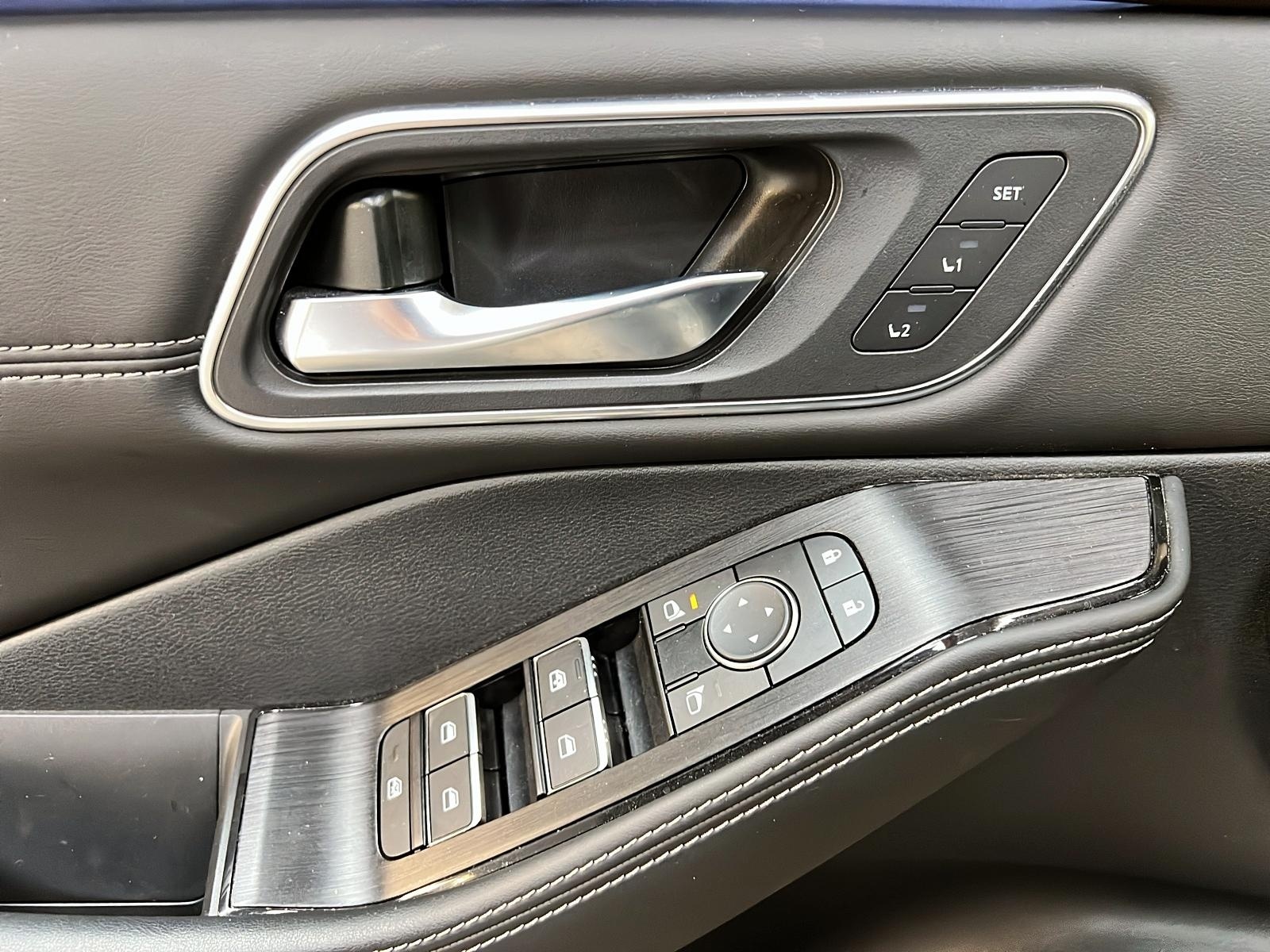 Nissan Rogue 2023 - Image #25