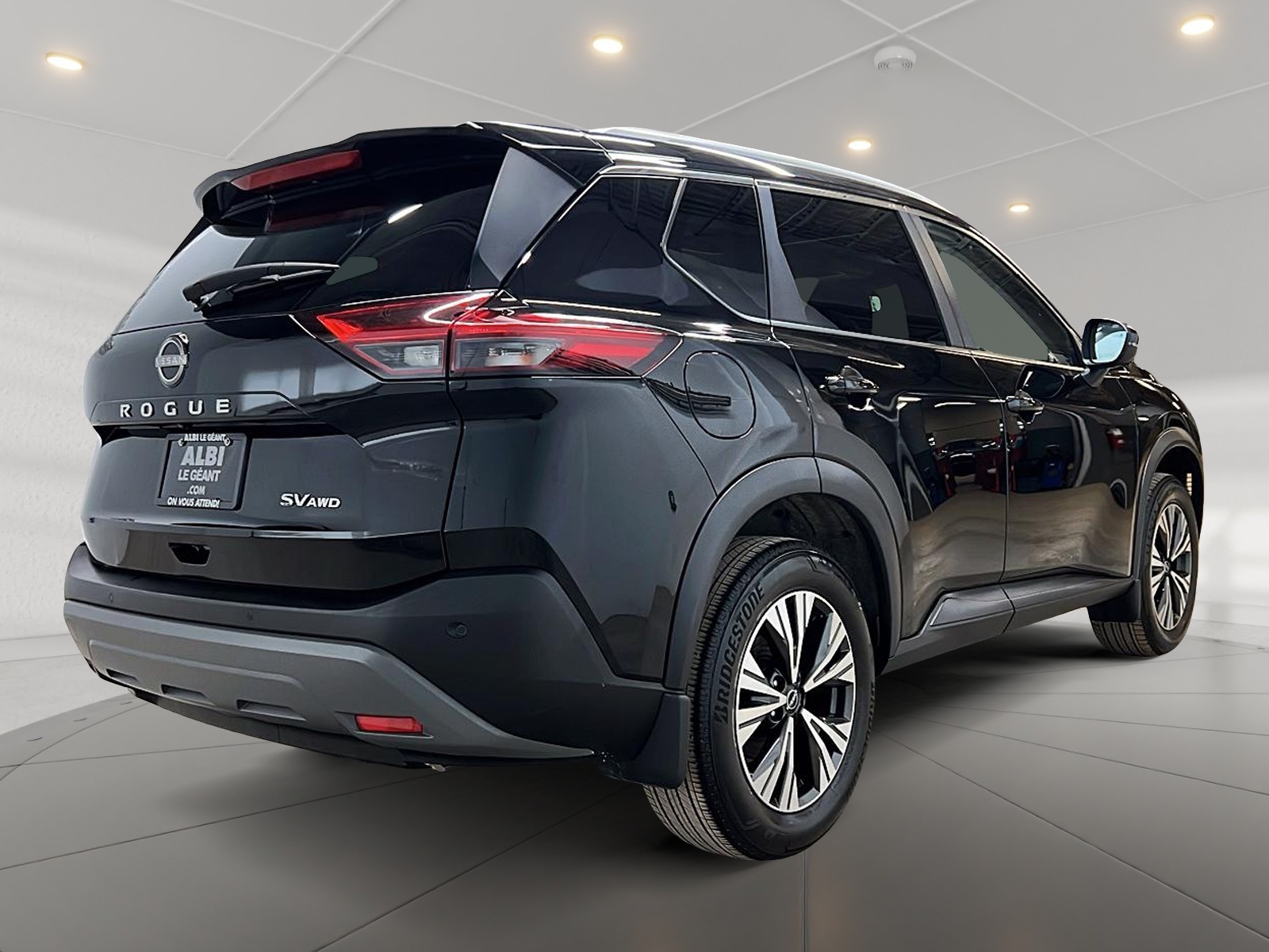 Nissan Rogue SV TOIT PANO 4RM 2023 — photo 4
