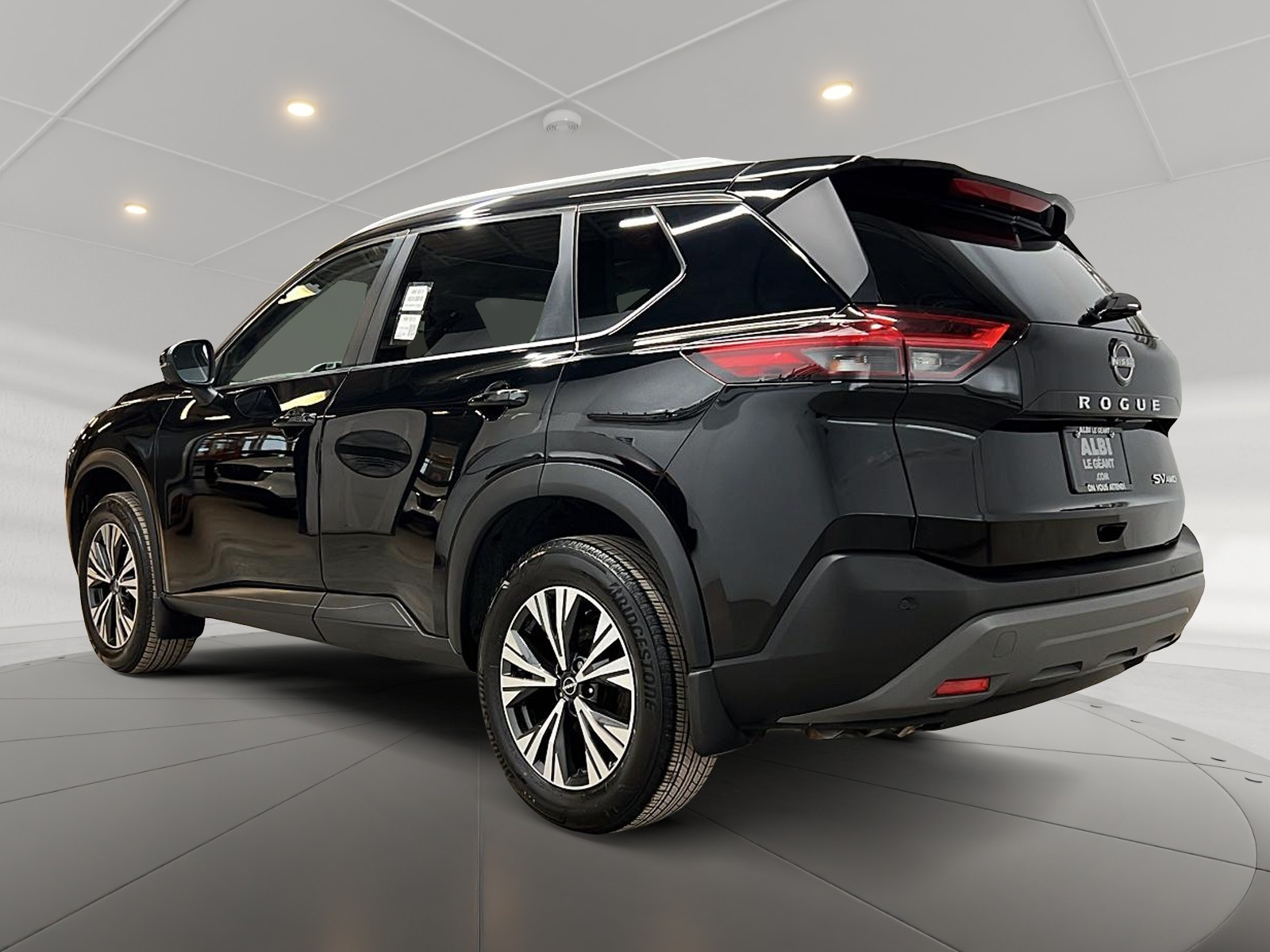 Nissan Rogue SV TOIT PANO 4RM 2023 — photo 6