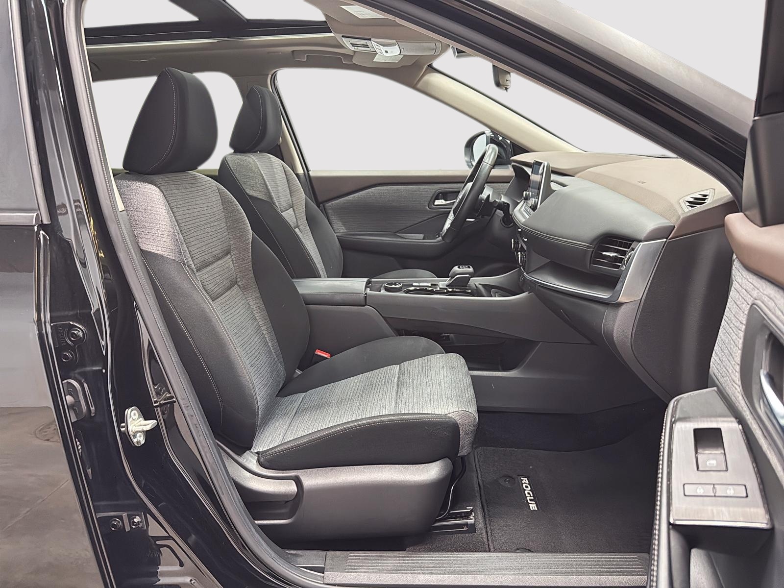 Nissan Rogue SV TOIT PANO 4RM 2023 — photo 8