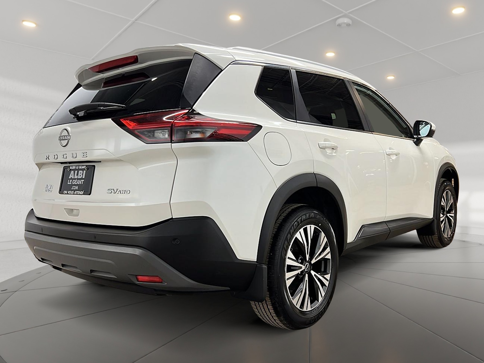 Nissan Rogue SV TOIT PANO 4RM 2023 — photo 4
