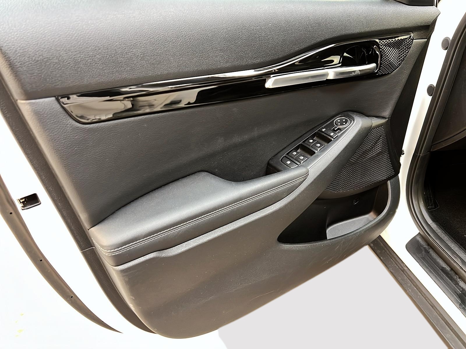 Kia SELTOS EX CUIR TOIT 4RM 2023 - image #23