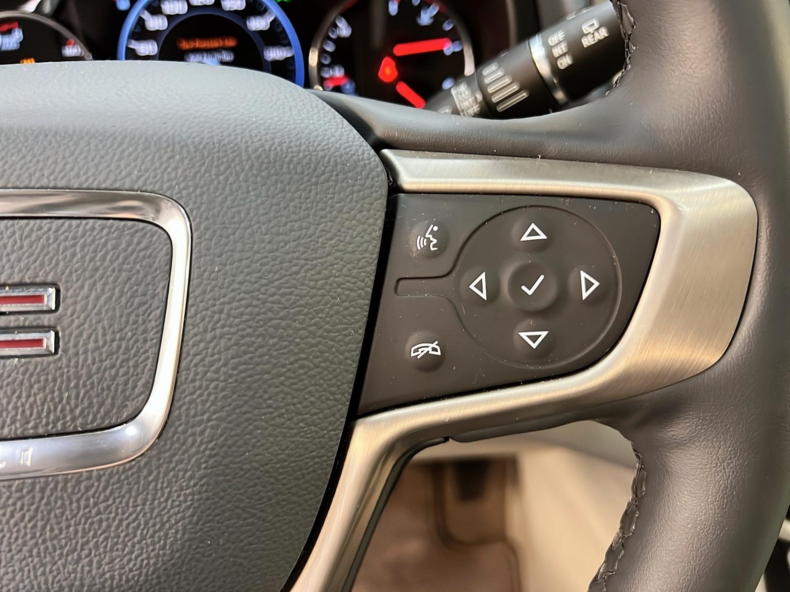 GMC Terrain DENALI CUIR TOIT PANO NAV 4RM 2024 - image #22