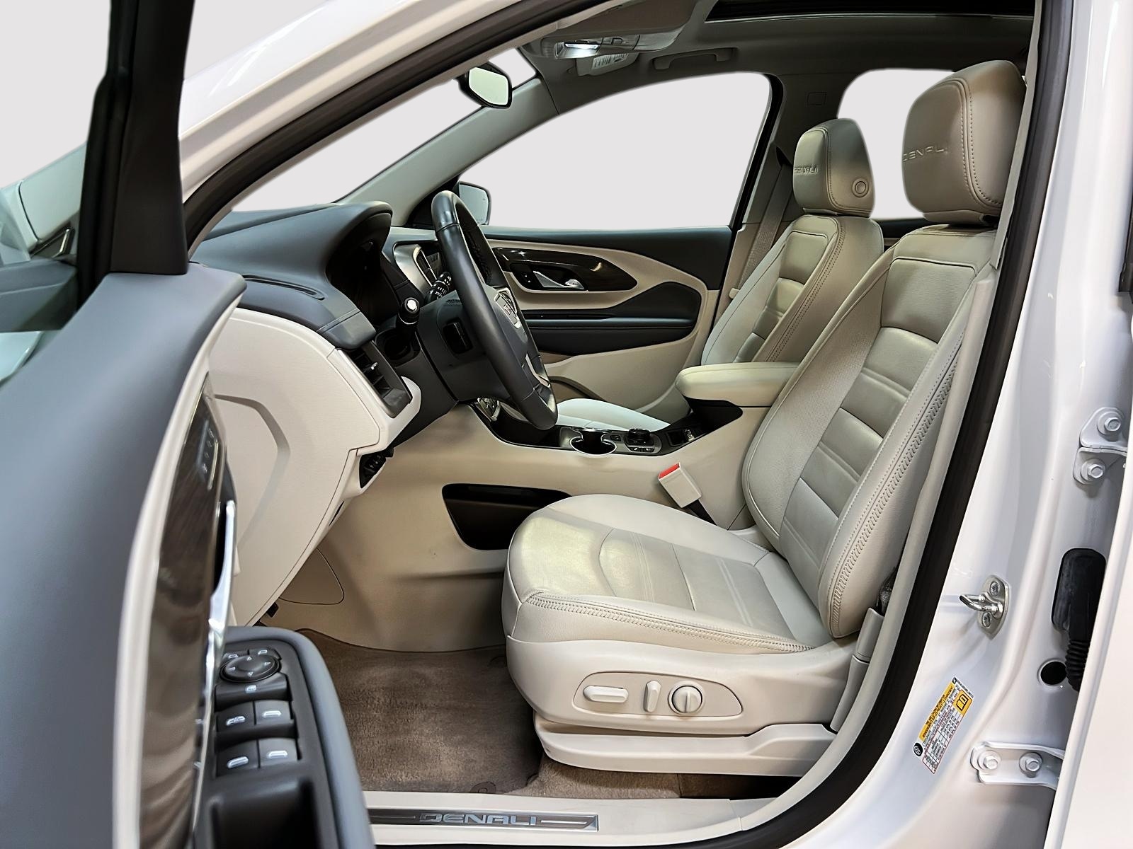 GMC Terrain DENALI CUIR TOIT PANO NAV 4RM 2024 - image #7