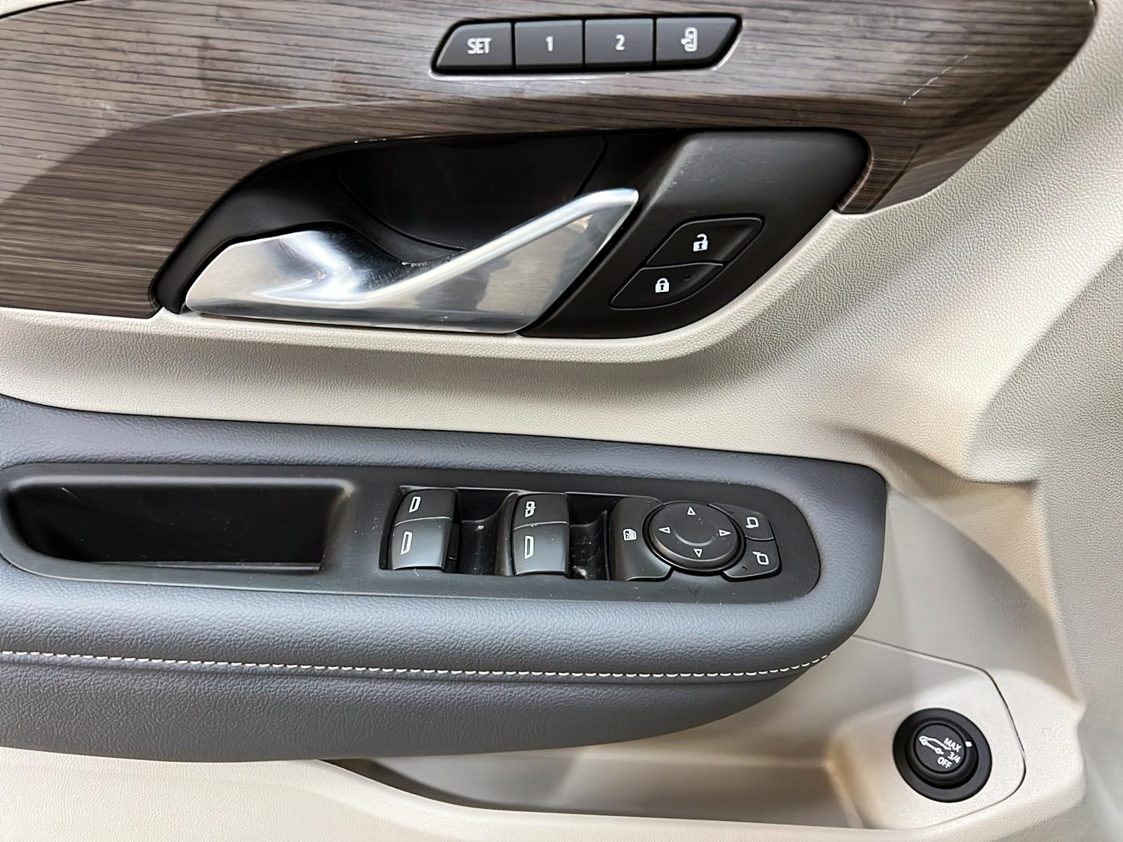 GMC Terrain DENALI CUIR TOIT PANO NAV 4RM 2024 - image #25