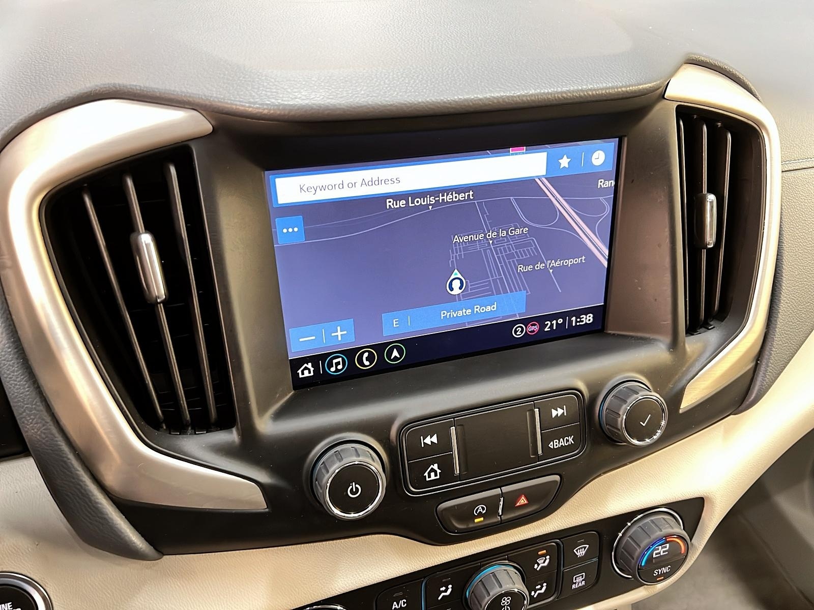 GMC Terrain DENALI CUIR TOIT PANO NAV 4RM 2024 - image #20