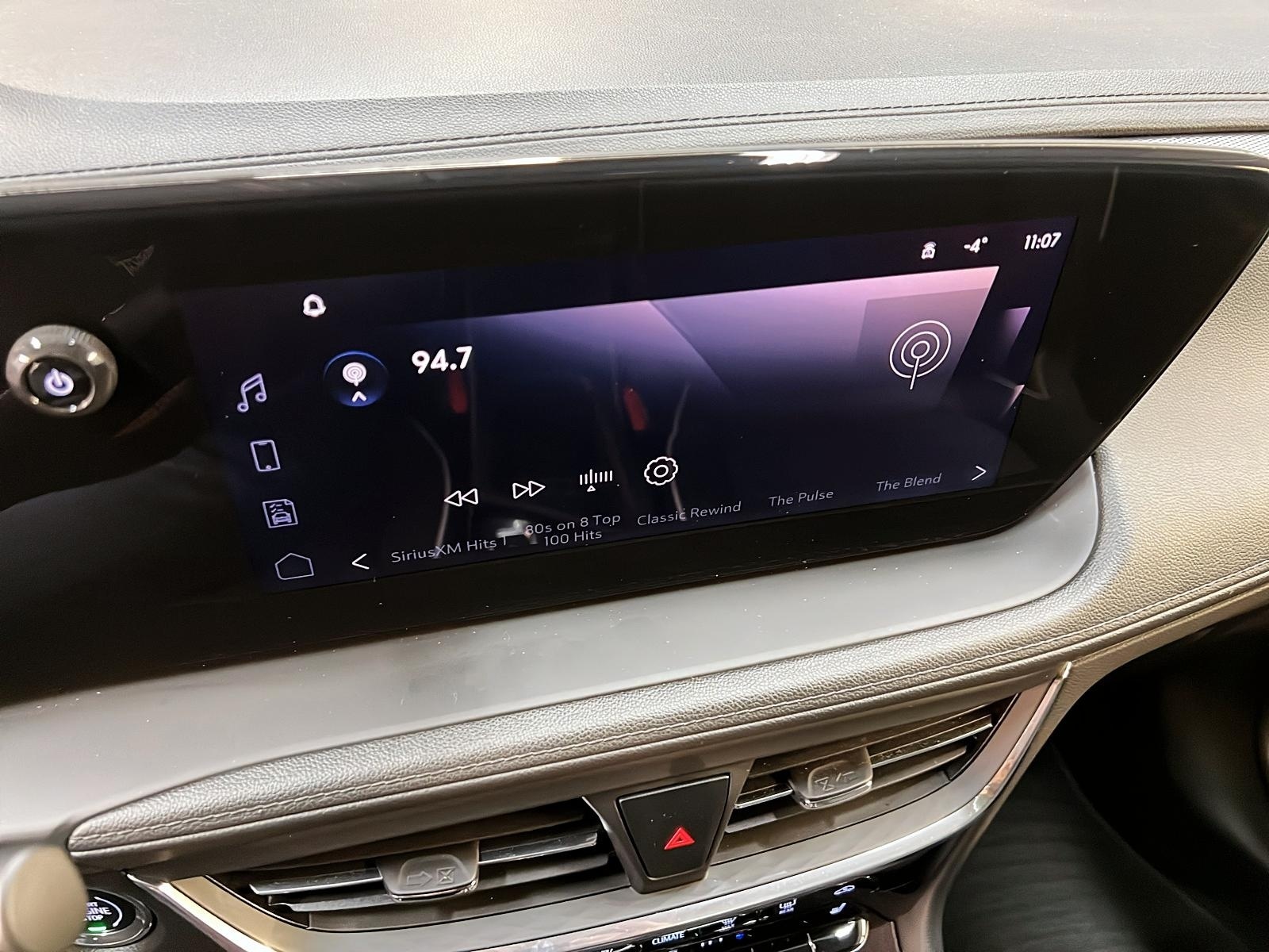 Buick Encore GX AVENIR GR TECH CUIR TOIT PANO 4RM 2024 - image #17