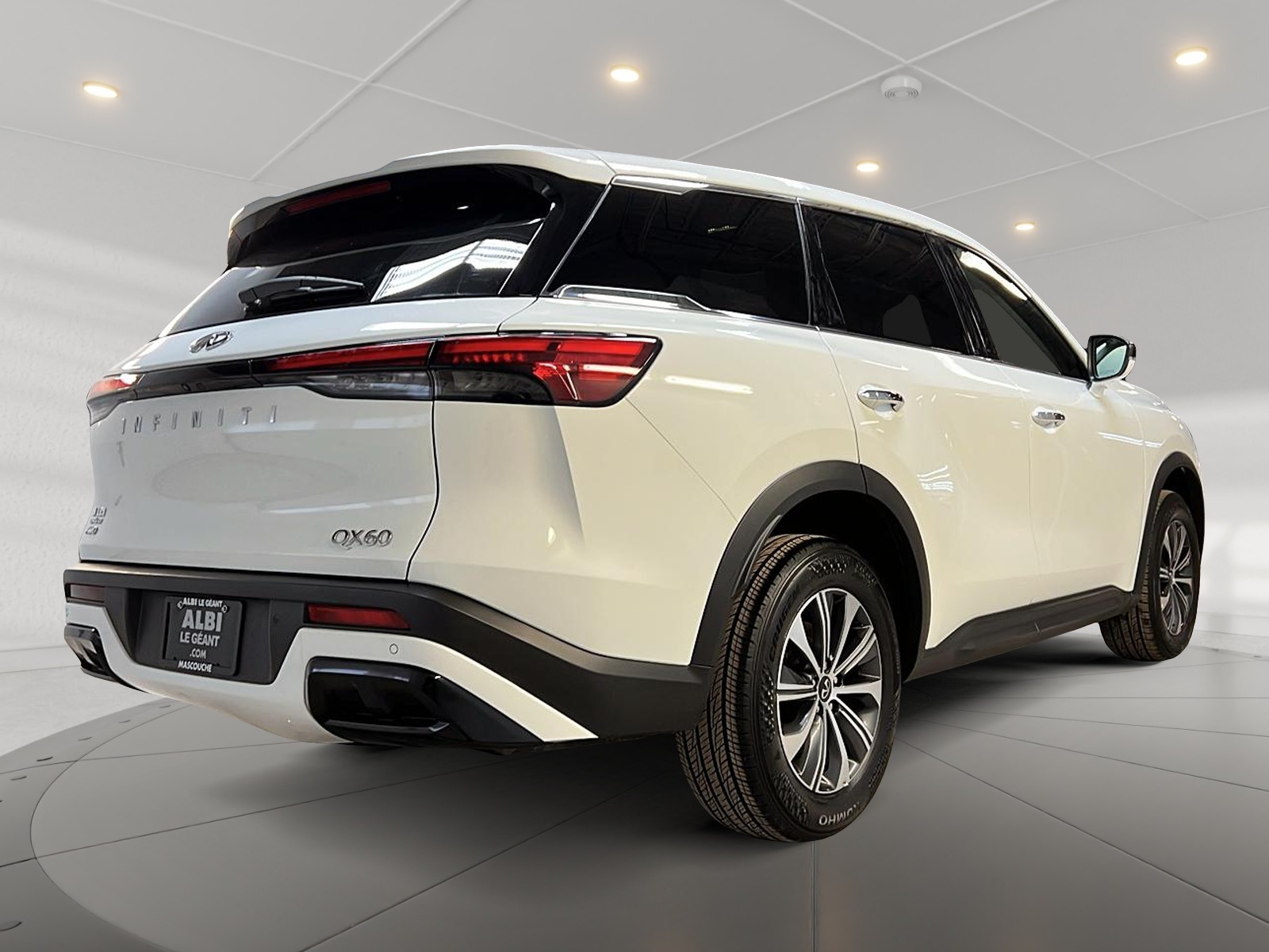 Infiniti QX60 PURE CUIR TOIT PANO 4RM 2024 - image #4