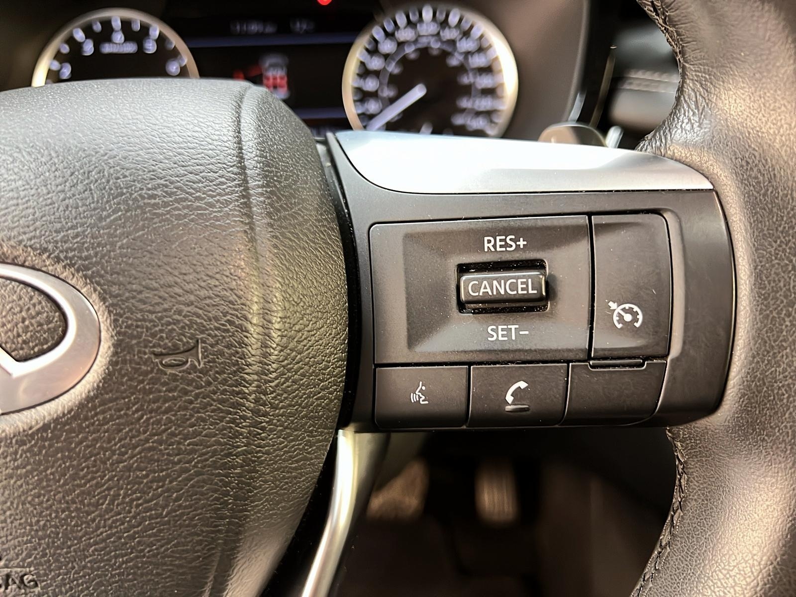 Infiniti QX60 PURE CUIR TOIT PANO 4RM 2024 - image #22