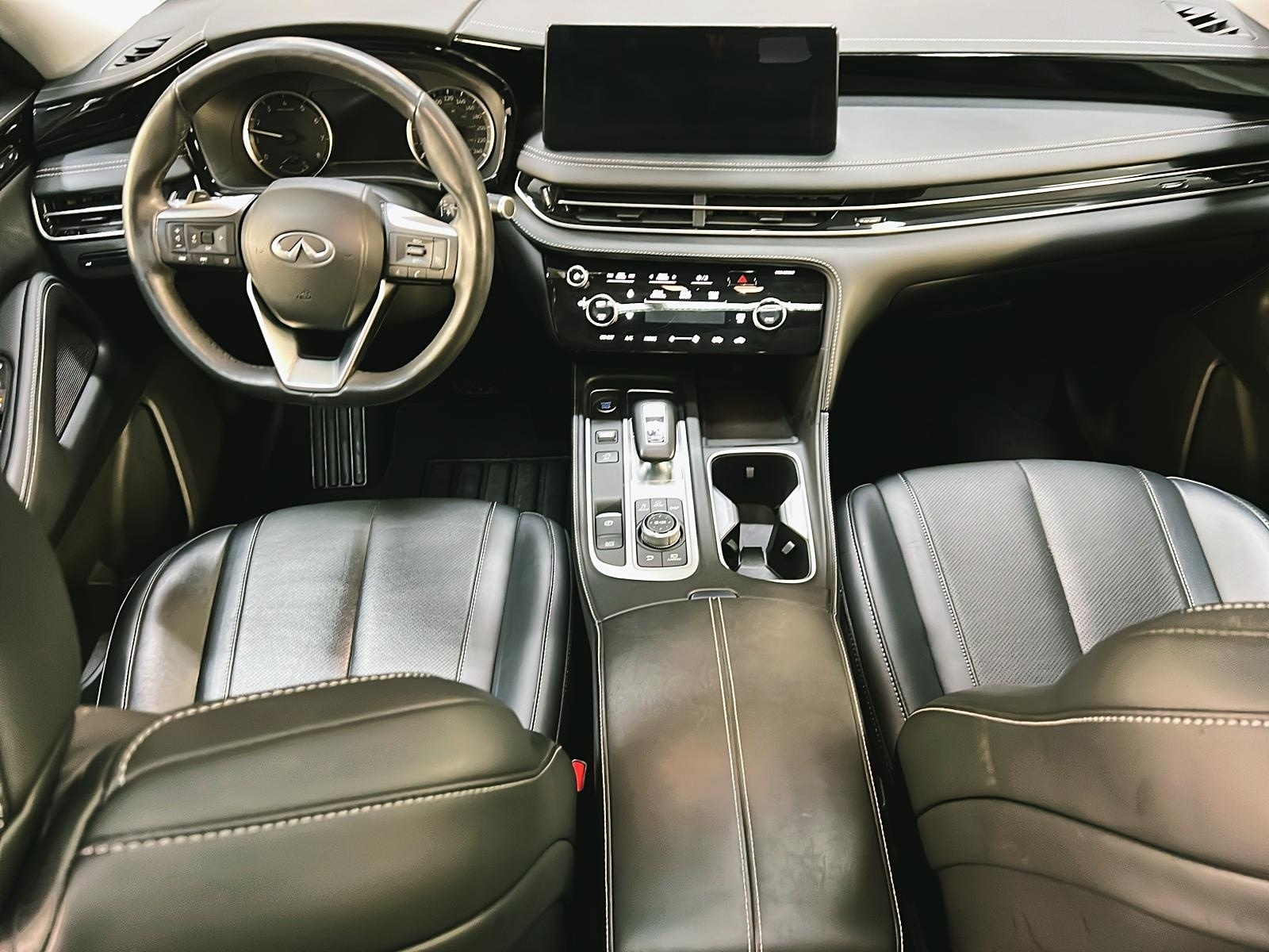 Infiniti QX60 PURE CUIR TOIT PANO 4RM 2024 - image #13