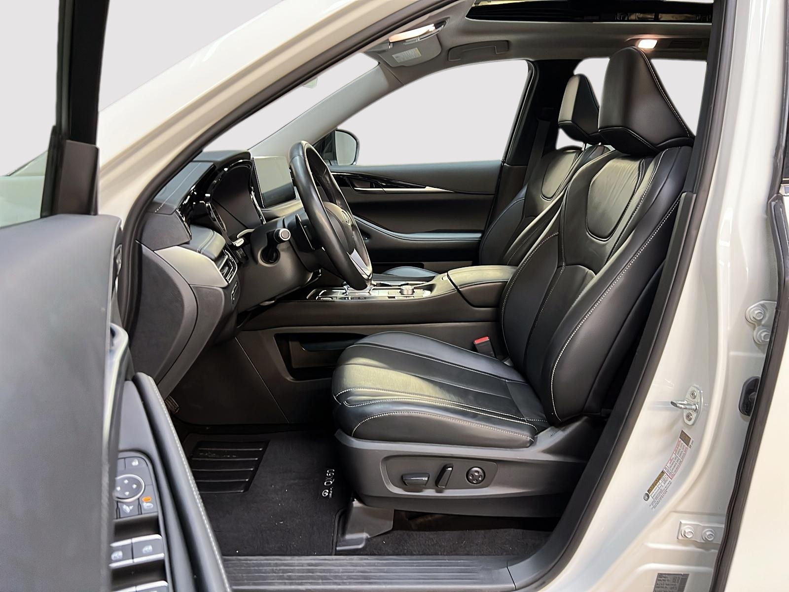 Infiniti QX60 PURE CUIR TOIT PANO 4RM 2024 - image #7