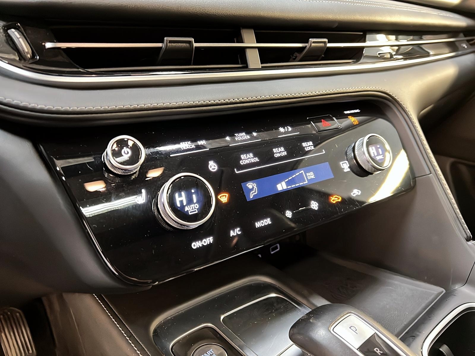 Infiniti QX60 2023 - Image #18