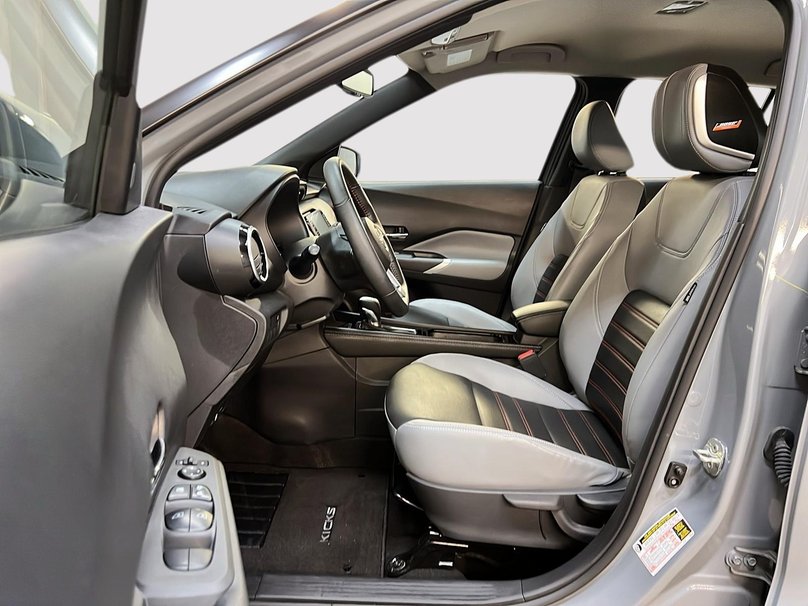 Nissan Kicks SR PREMIUM CUIR 2023 — photo 7