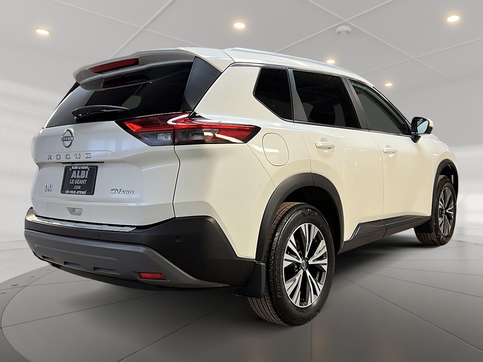 Nissan Rogue SV TOIT PANO 4RM 2023 — photo 4