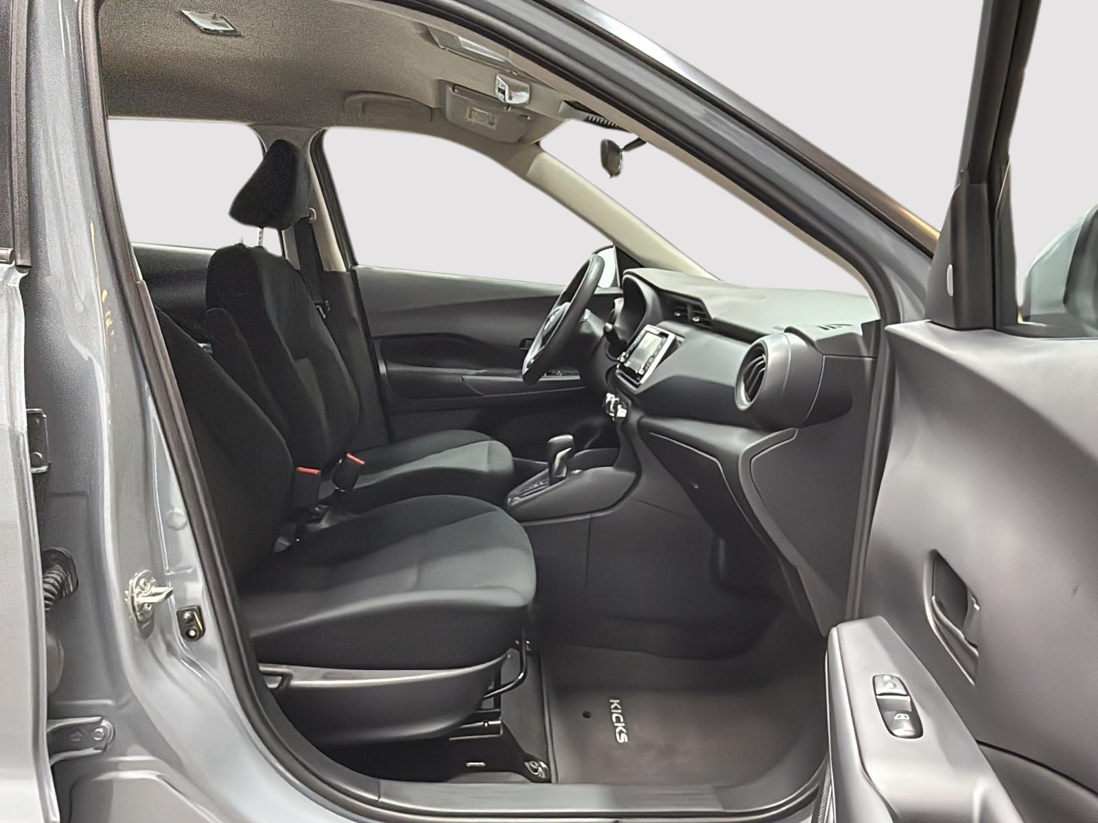 Nissan Kicks S 2024 — photo 8