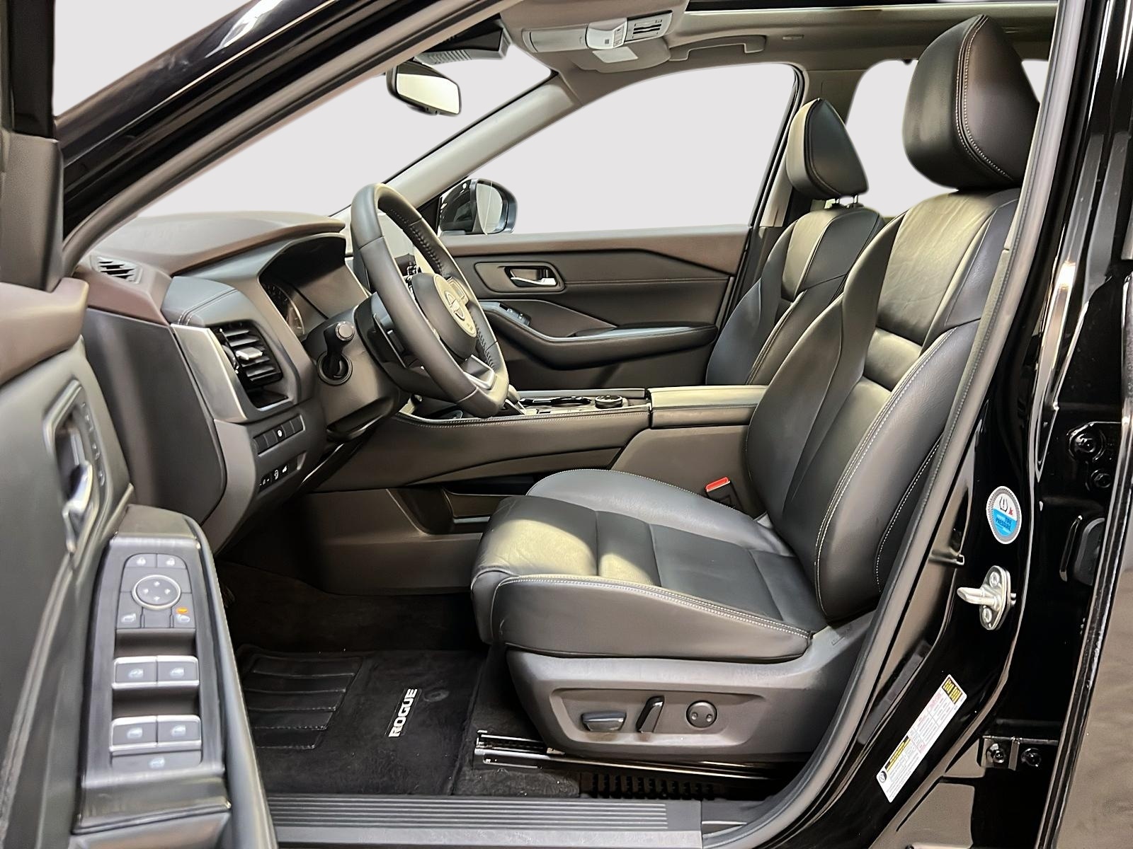 Nissan Rogue SL CUIR TOIT PANO NAV 4RM 2023 — photo 7