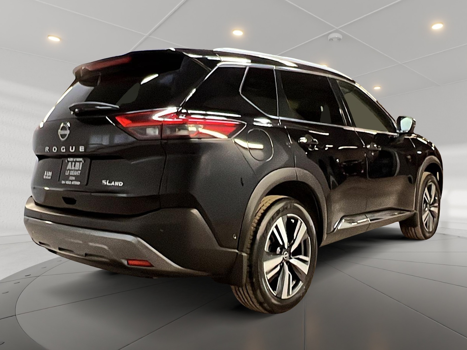 Nissan Rogue SL CUIR TOIT PANO NAV 4RM 2023 — photo 4