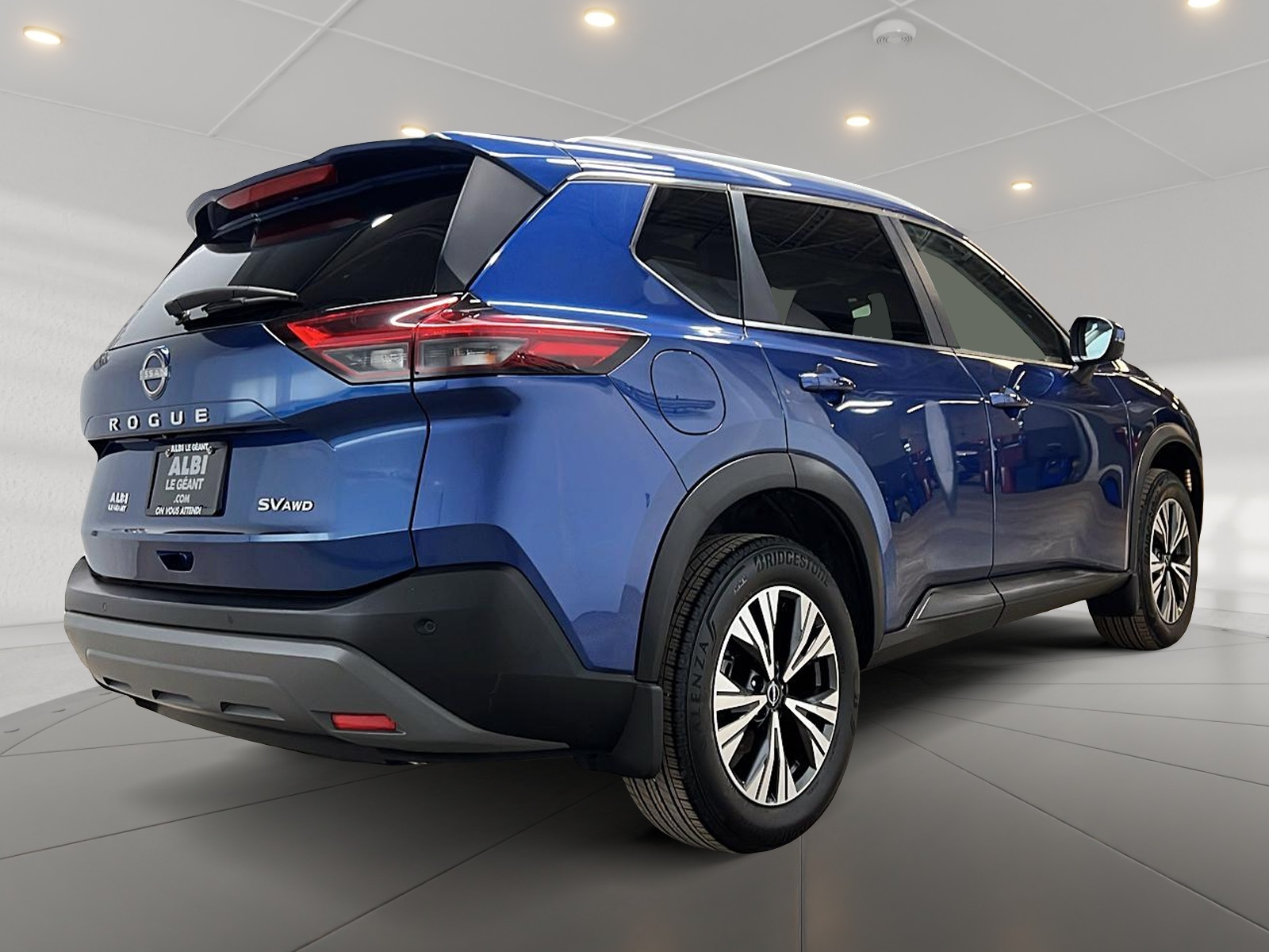 Nissan Rogue SV TOIT PANO 4RM 2023 — photo 4