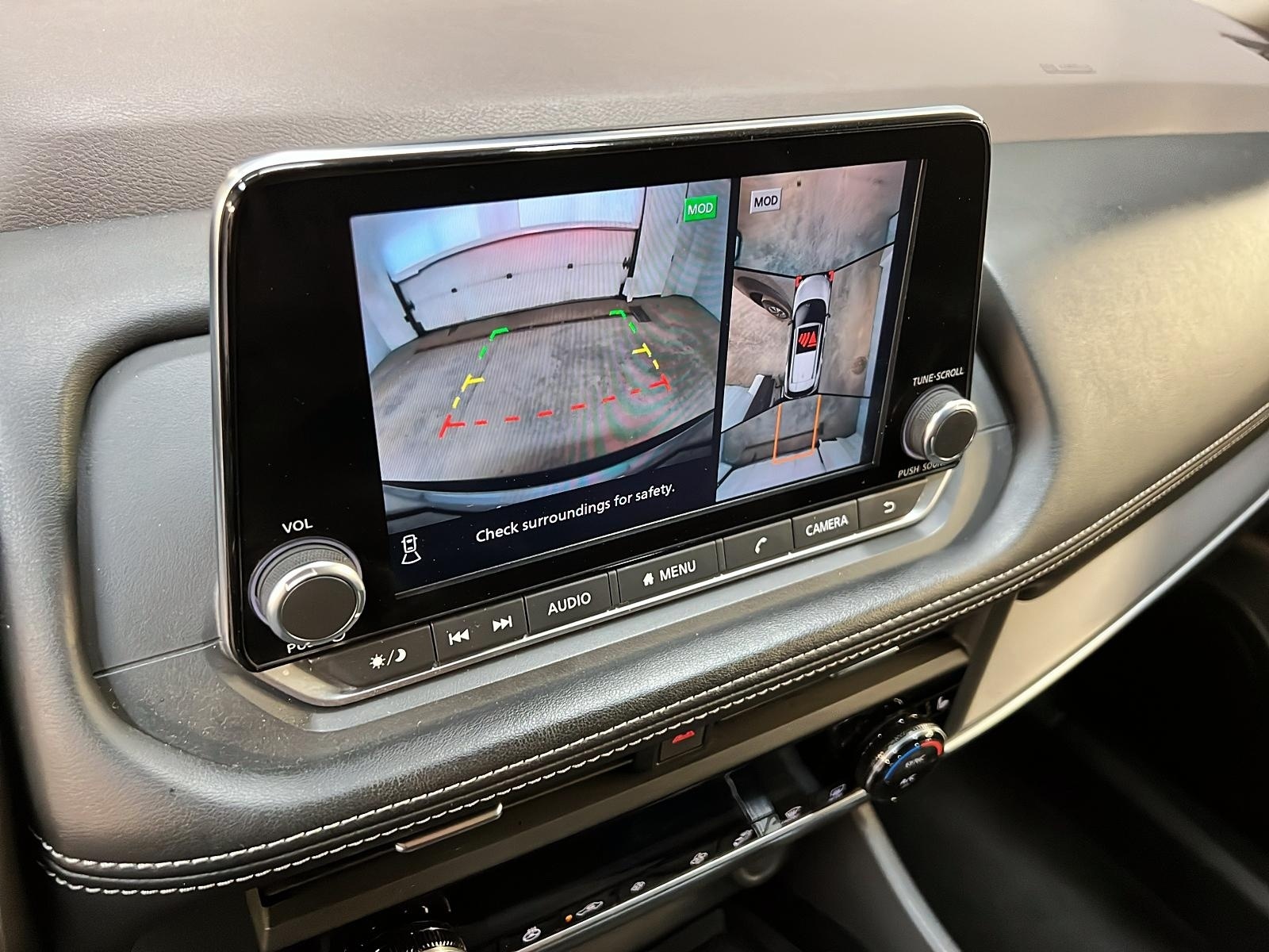 Nissan Rogue 2023 - Image #17