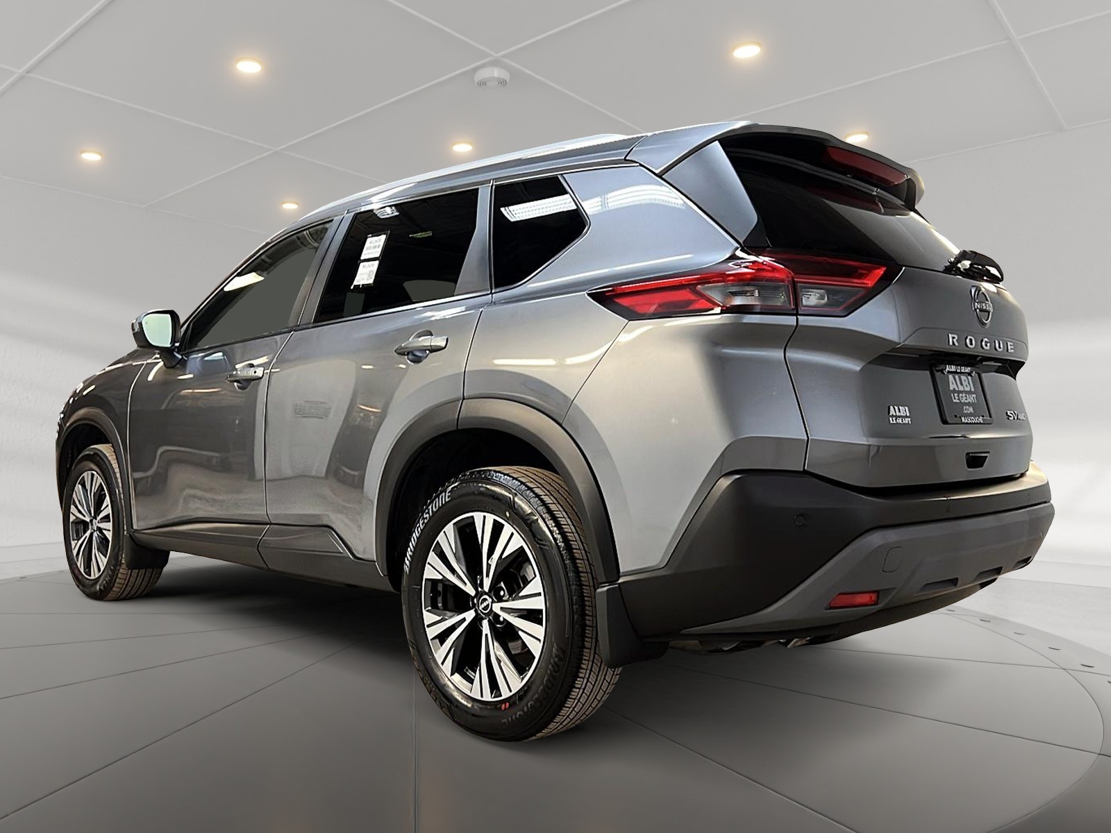 Nissan Rogue SV TOIT PANO 4RM 2023 - image #6