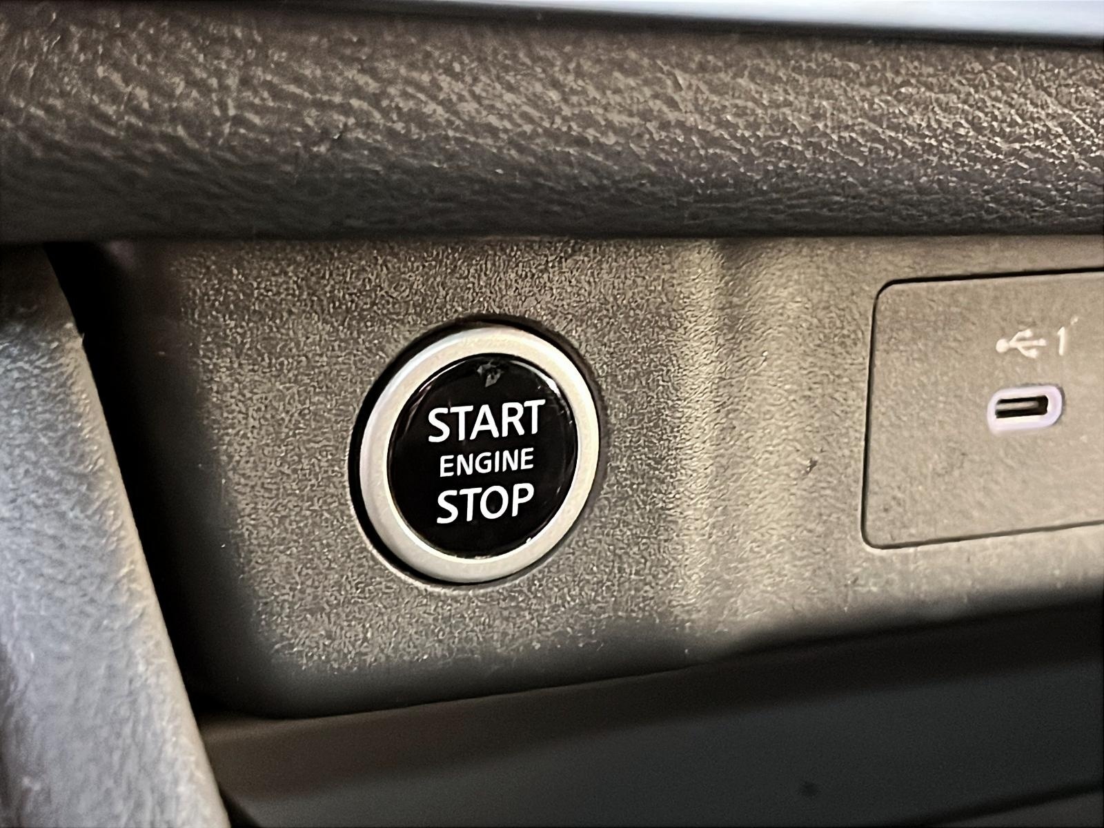 Nissan Rogue SV TOIT PANO 4RM 2023 - image #18