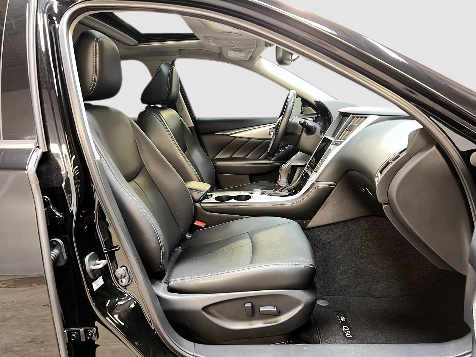 Infiniti Q50 LUXE CUIR TOIT 4RM 2022 — photo 8