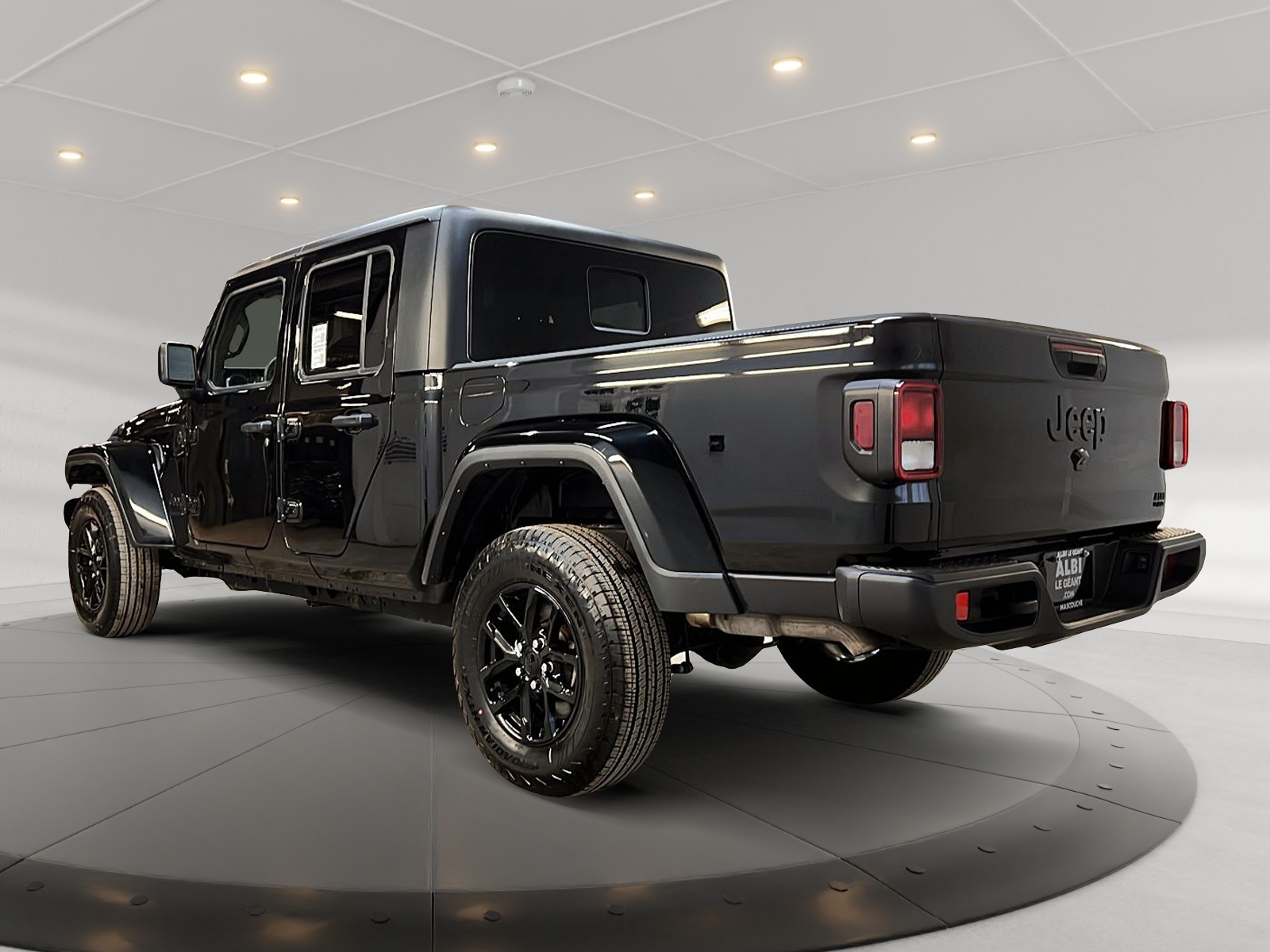 Jeep Gladiator SPORT S CREW CAB NAV 4X4 2023 — photo 6