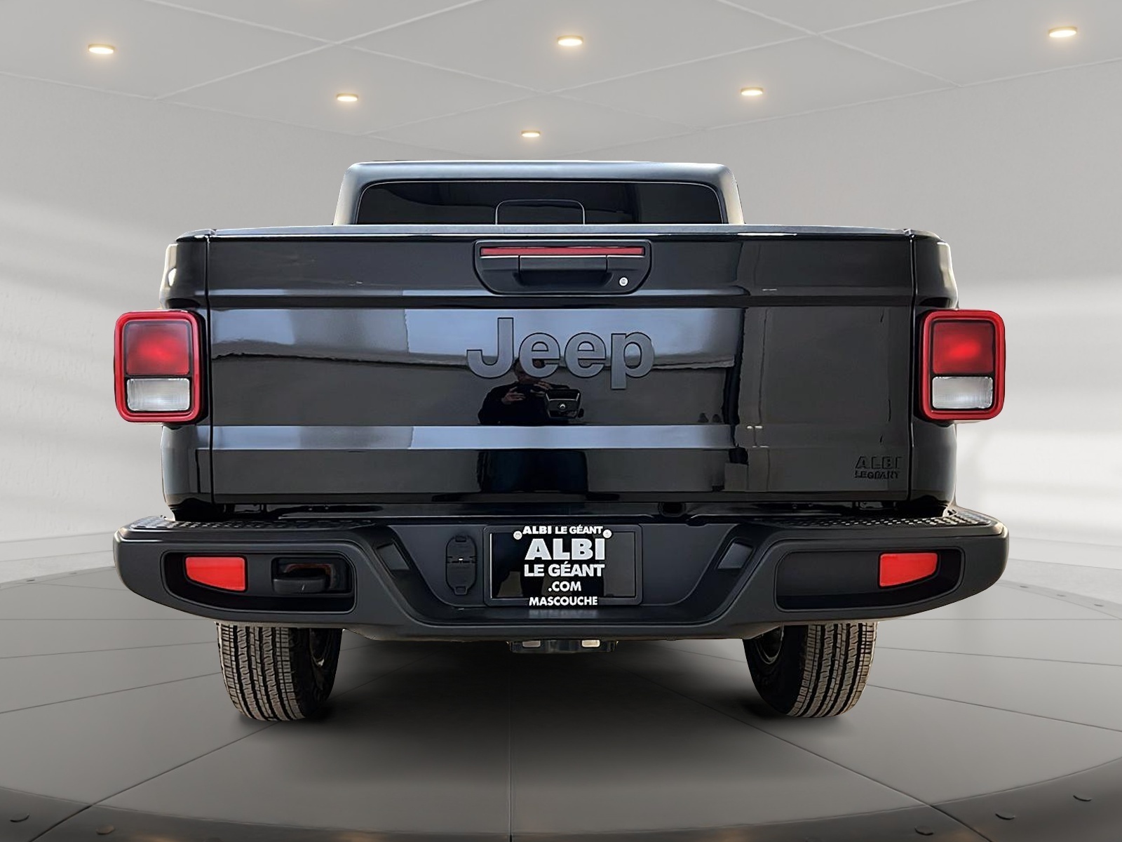 Jeep Gladiator SPORT S CREW CAB NAV 4X4 2023 — photo 5