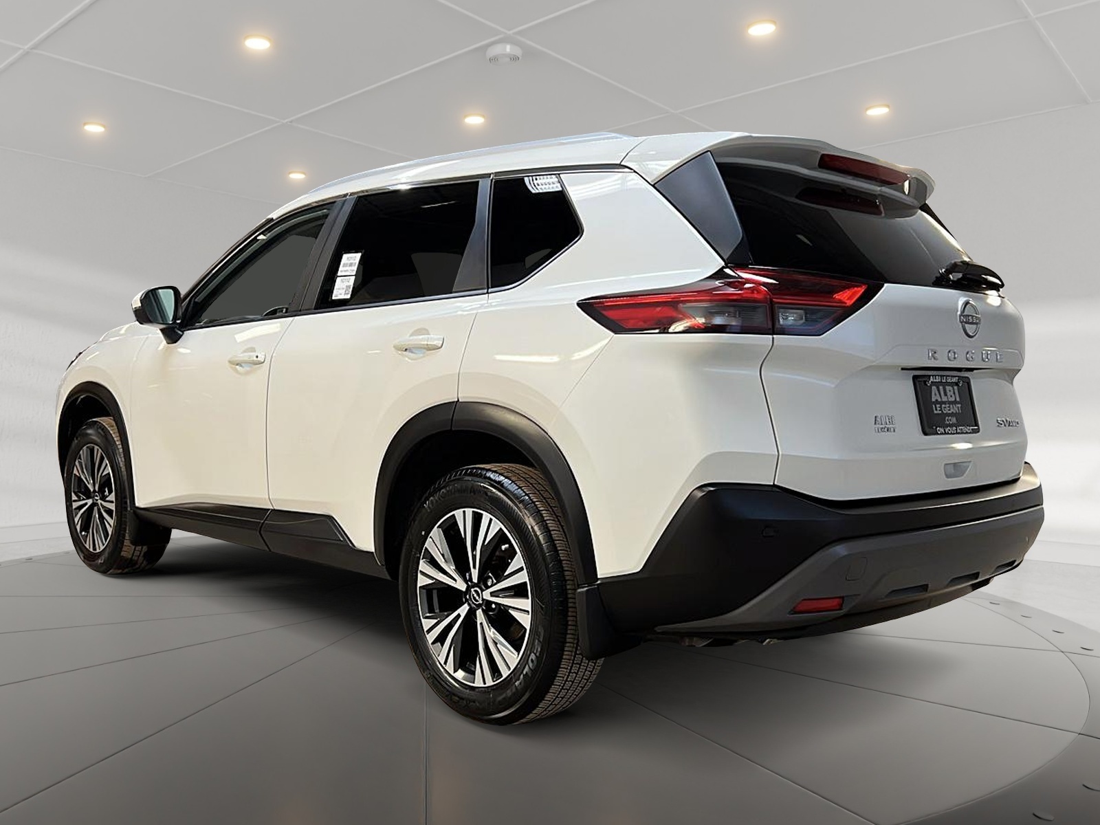 Nissan Rogue SV TOIT PANO 4RM 2023 — photo 6