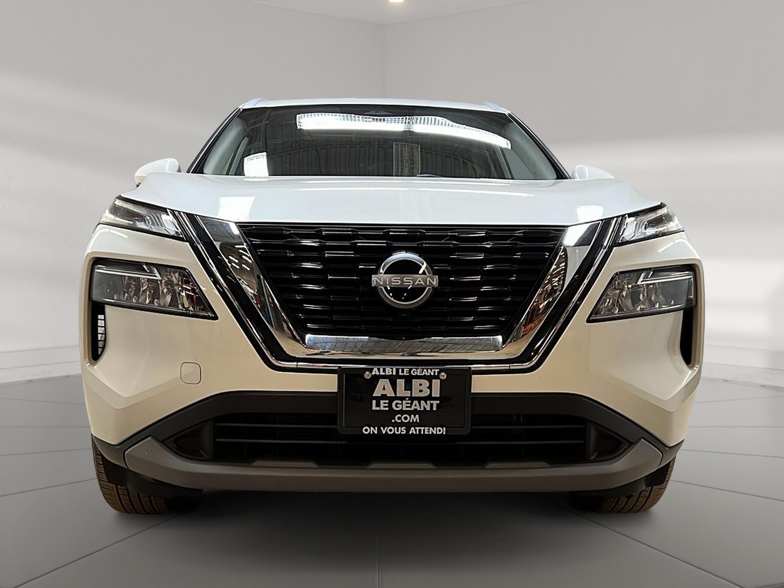 Nissan Rogue SV TOIT PANO 4RM 2023 — photo 2