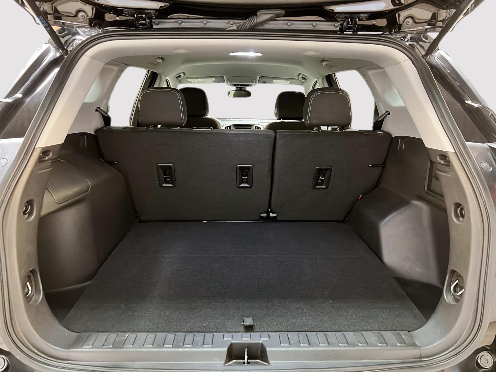 GMC Terrain 2024 - Image #12