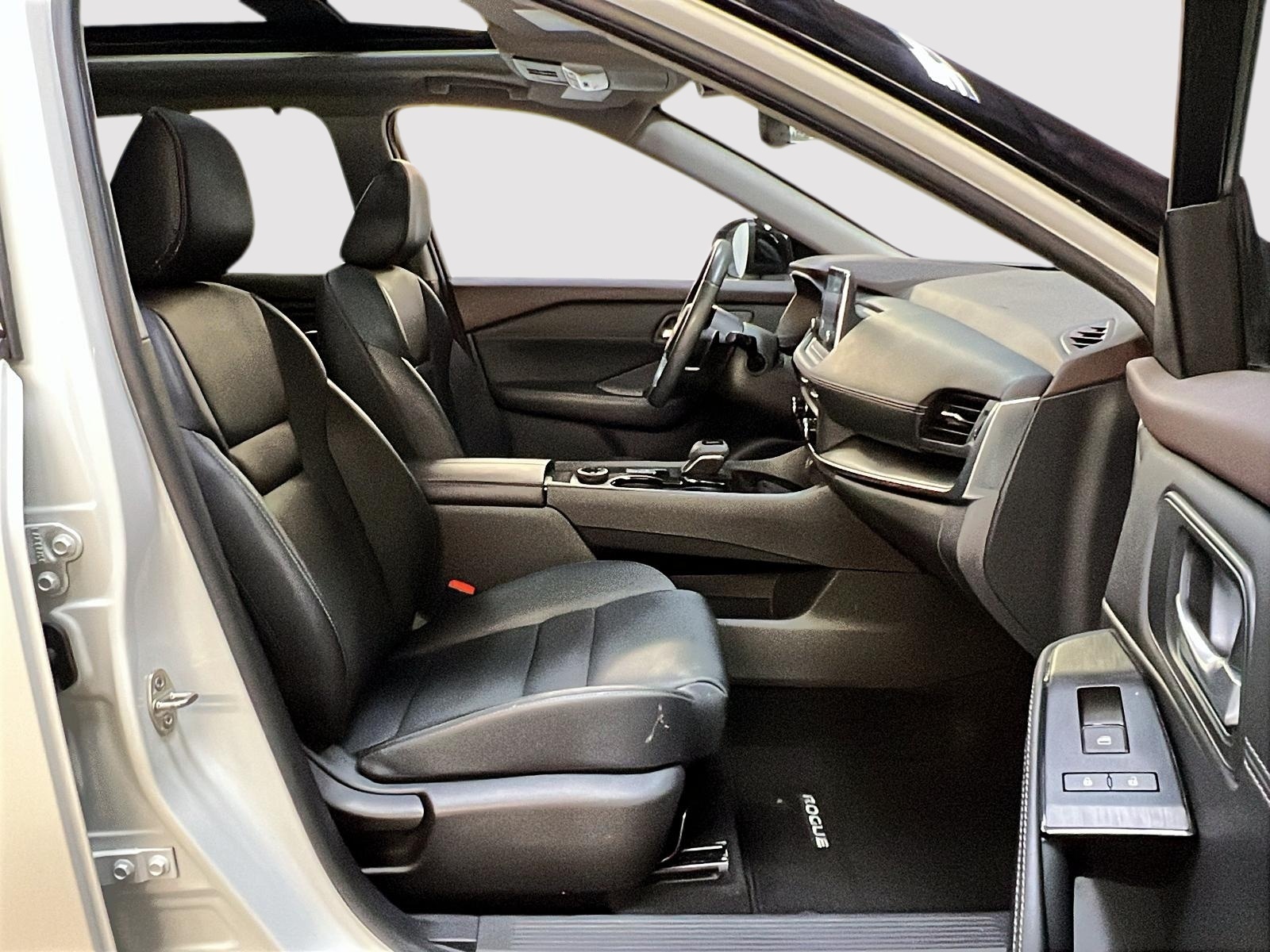 Nissan Rogue SV MIDNIGHT CUIR TOIT PANO 4RM 2023 — photo 8