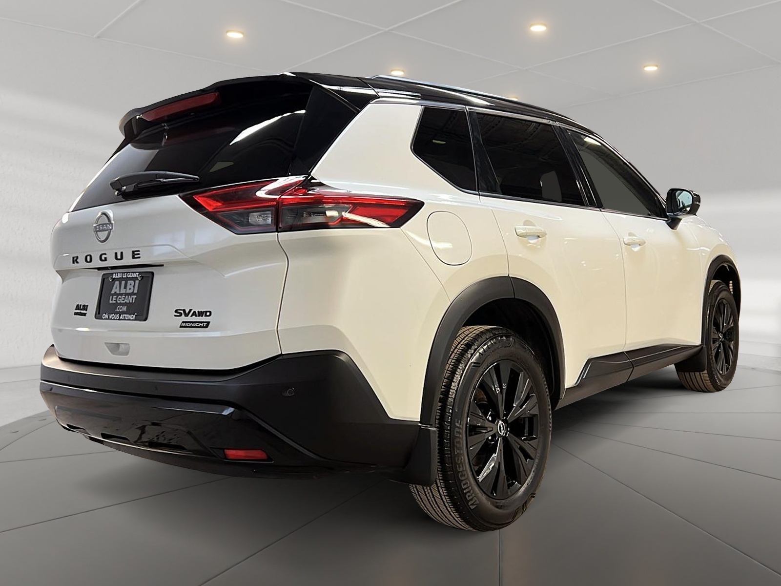 Nissan Rogue SV MIDNIGHT CUIR TOIT PANO 4RM 2023 — photo 4