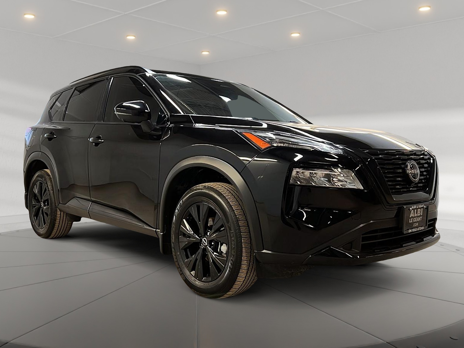 Nissan Rogue SV MIDNIGHT CUIR TOIT PANO 4RM 2023 — photo 3