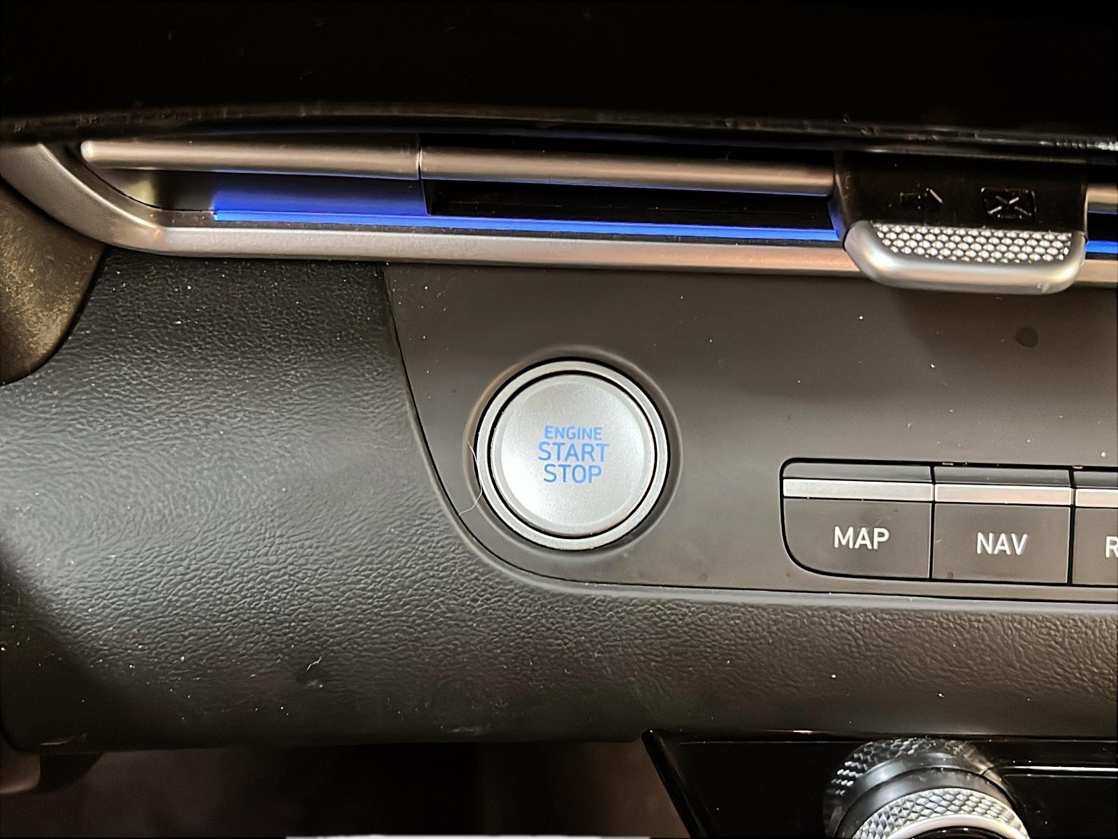 Hyundai Elantra PREFERRED TECH TOIT NAV 2024 - image #20