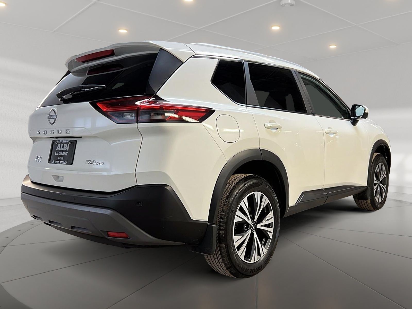Nissan Rogue SV TOIT PANO 4RM 2023 — photo 4