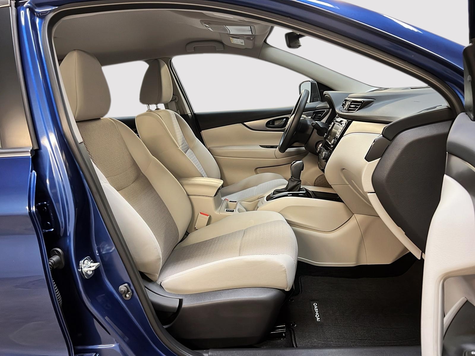Nissan Qashqai S 2023 — photo 8