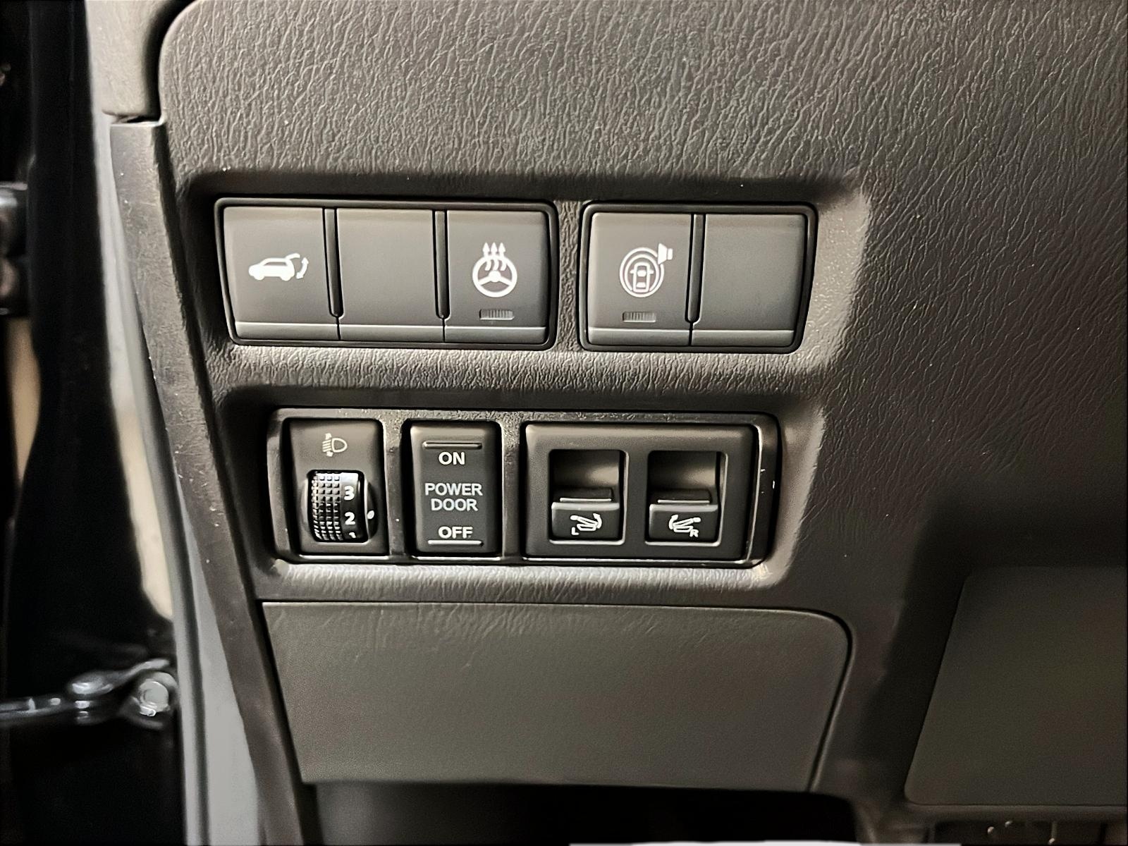 Infiniti QX80 LUXE CUIR TOIT NAV DVD 4RM 2024 - image #28