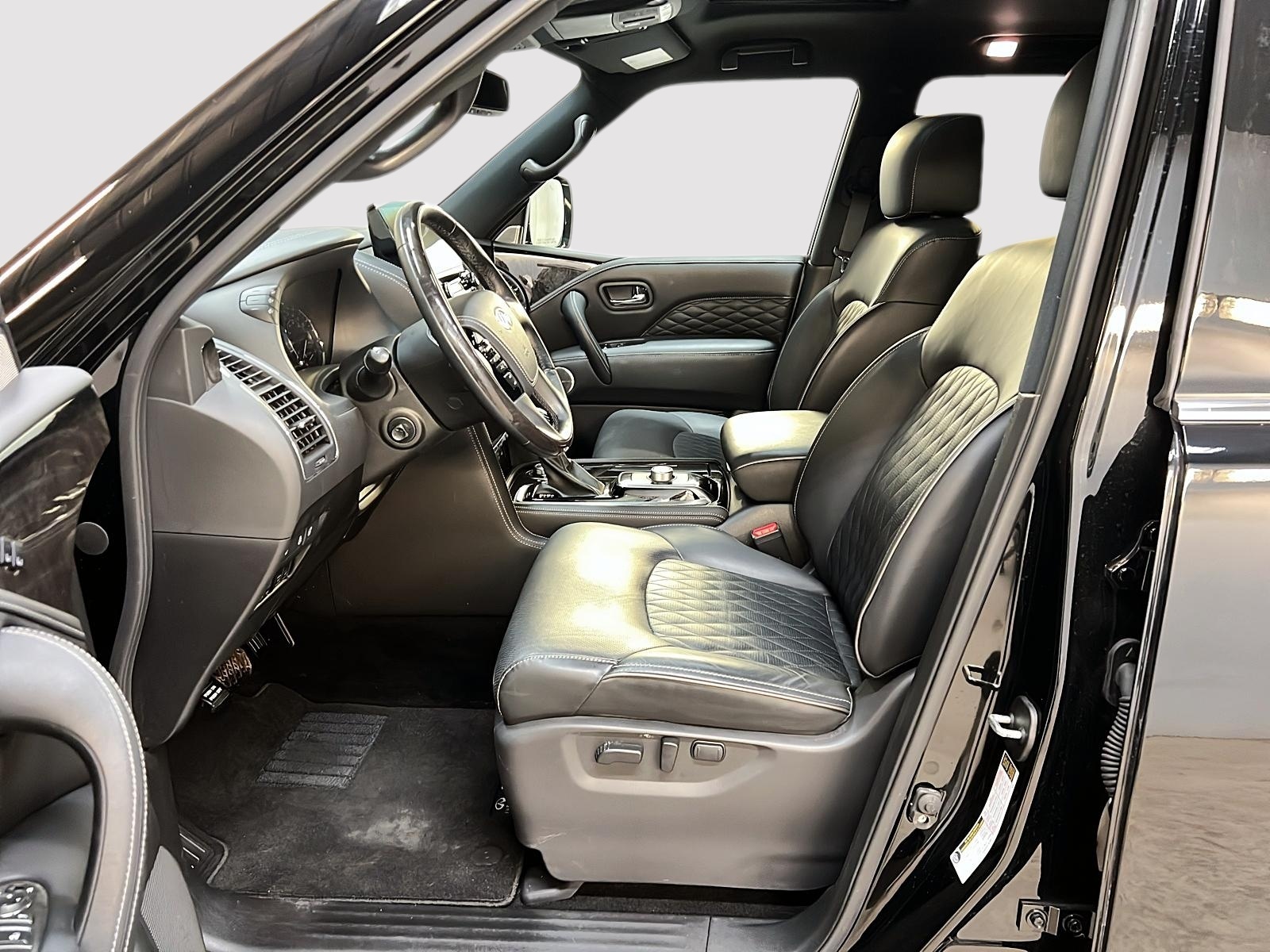 Infiniti QX80 2024 - Image #7