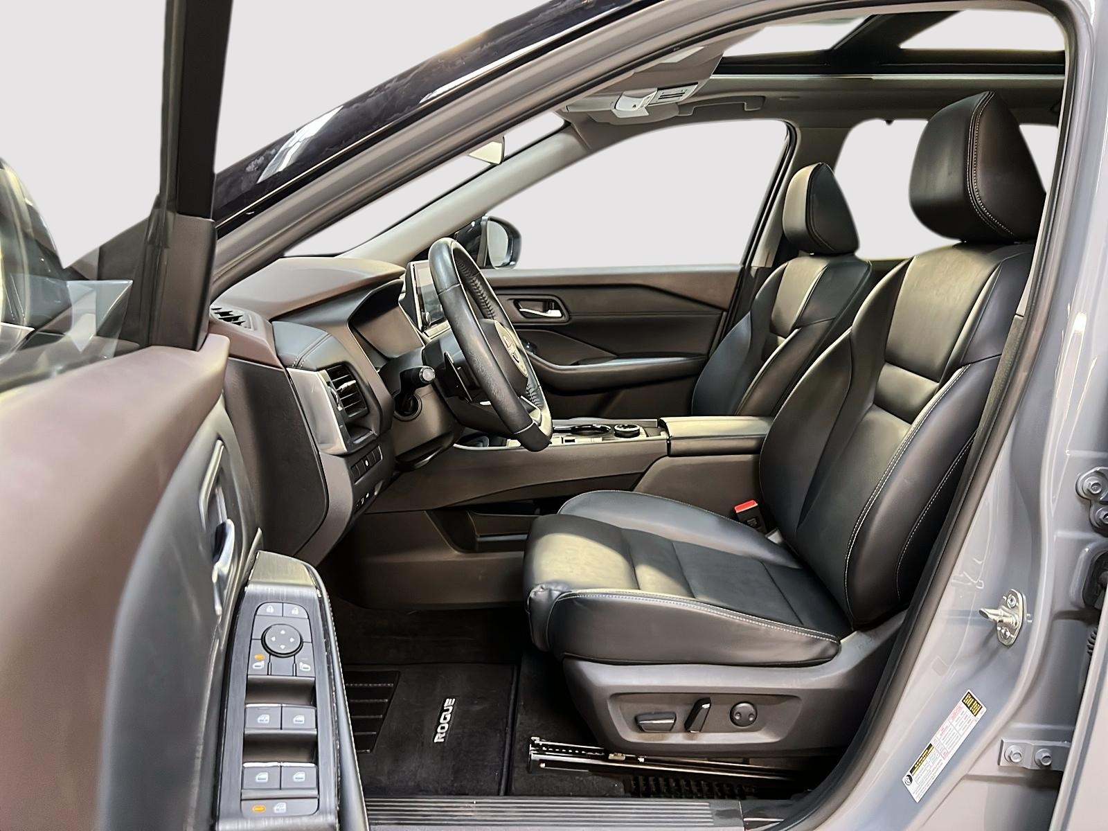 Nissan Rogue SV MIDNIGHT CUIR TOIT PANO 4RM 2023 — photo 7