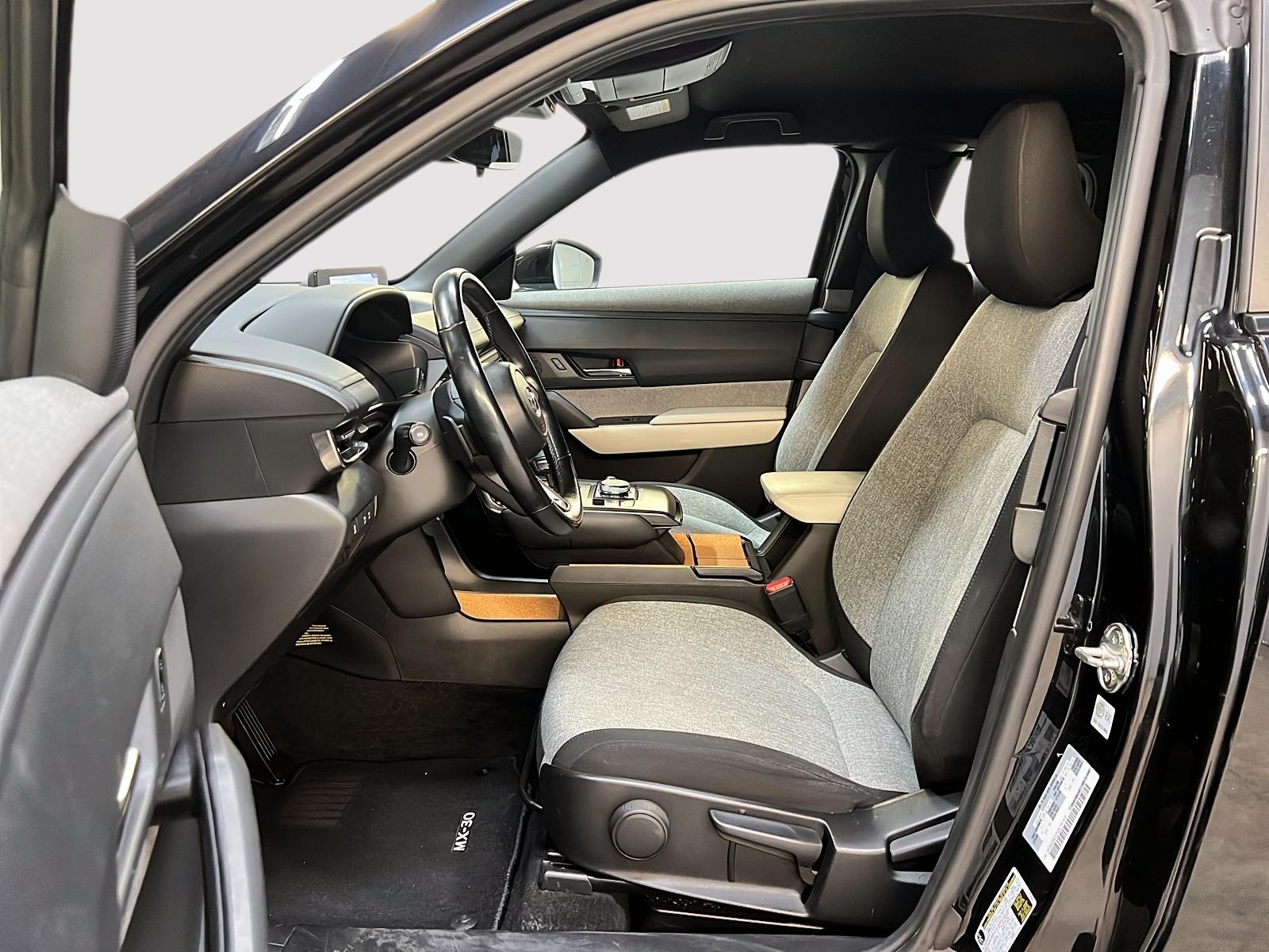 Mazda MX-30 GS NAV 2022 — photo 7