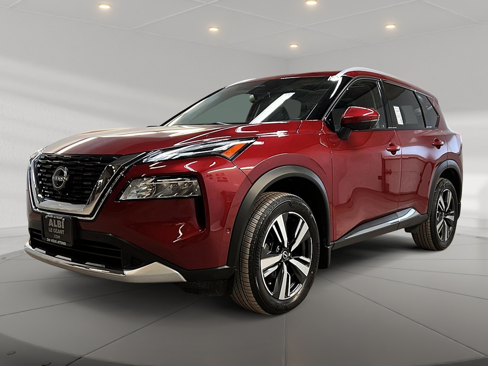 Nissan Rogue PLATINUM CUIR TOIT PANO NAV 4RM 2023
