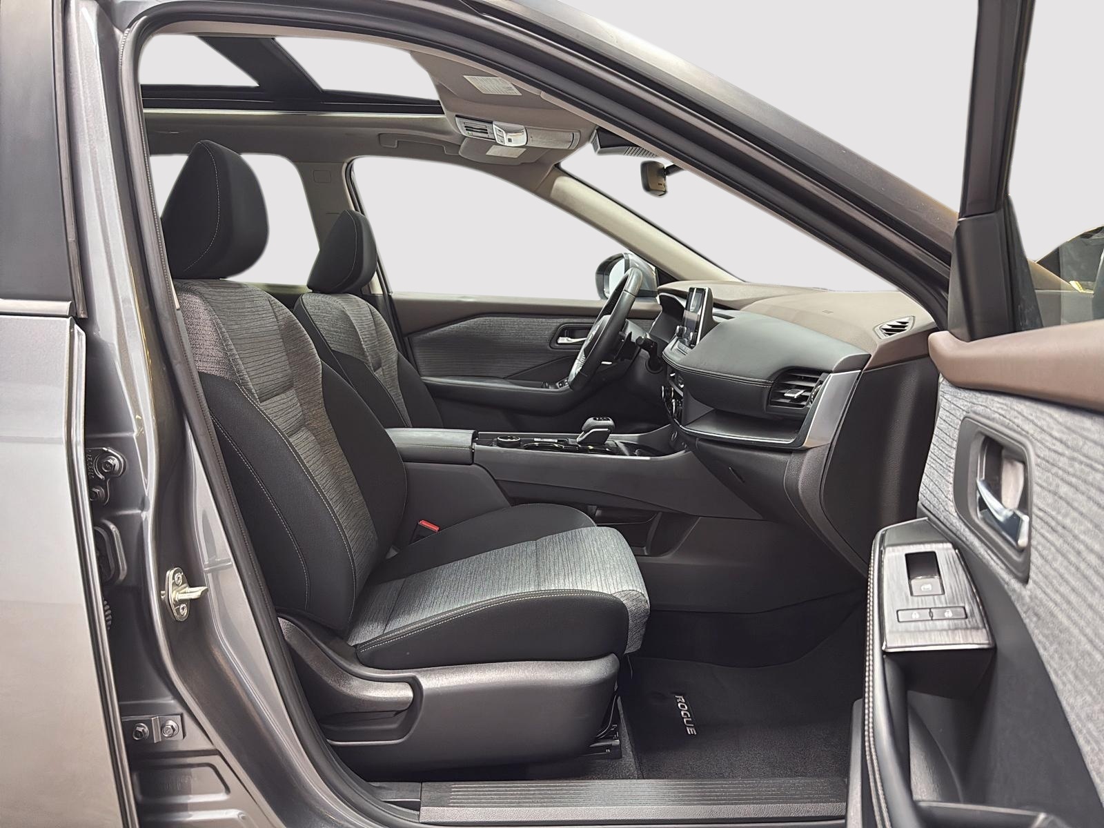Nissan Rogue SV TOIT PANO 4RM 2023 — photo 8