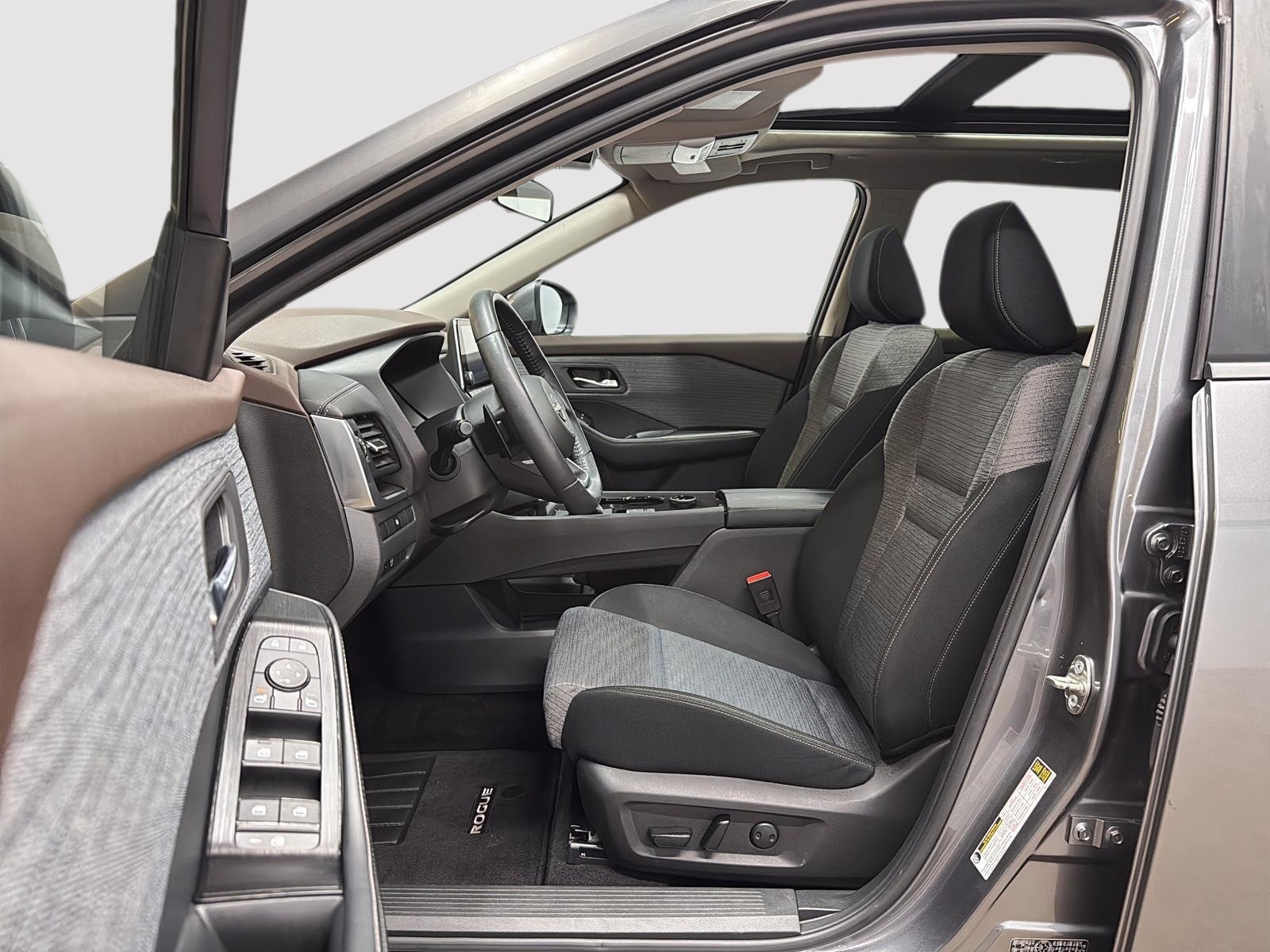 Nissan Rogue SV TOIT PANO 4RM 2023 — photo 7