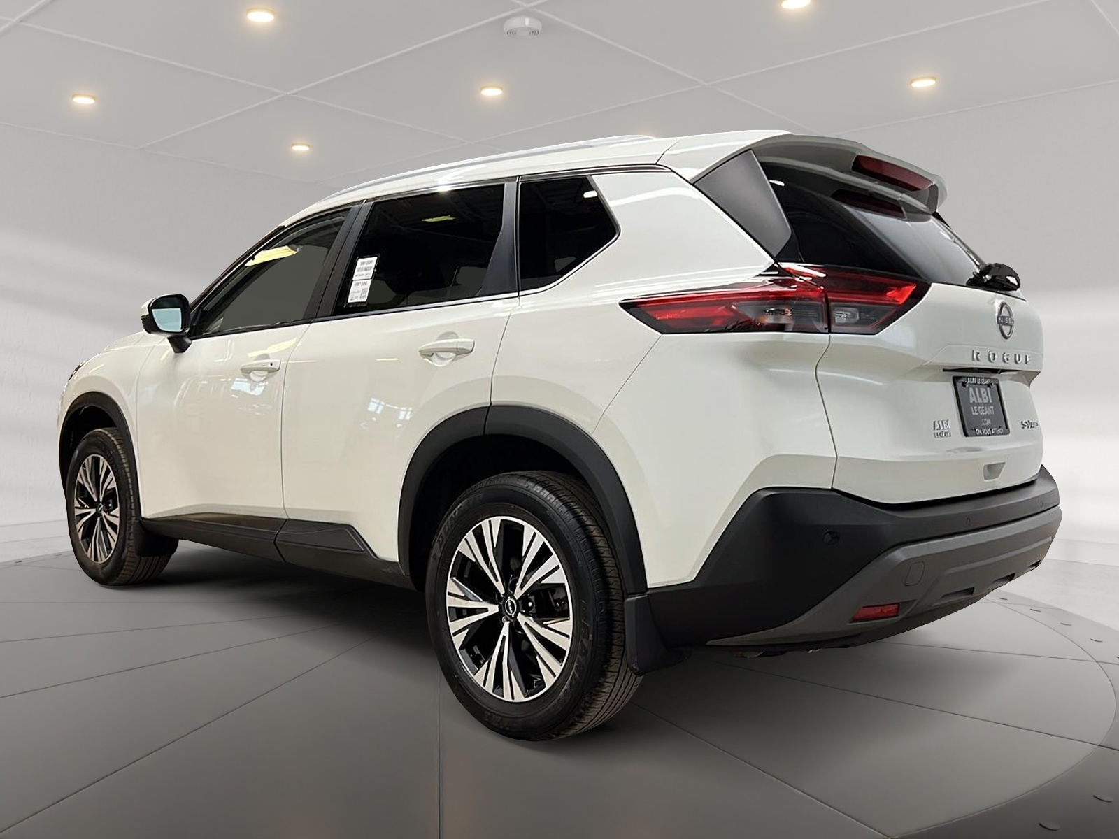Nissan Rogue SV TOIT PANO 4RM 2023 — photo 6