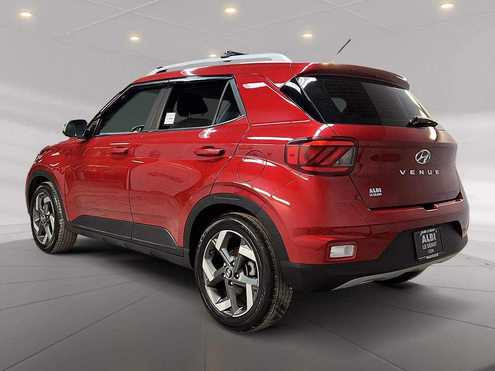 Hyundai Venue ULTIMATE TOIT 2023 - image #6