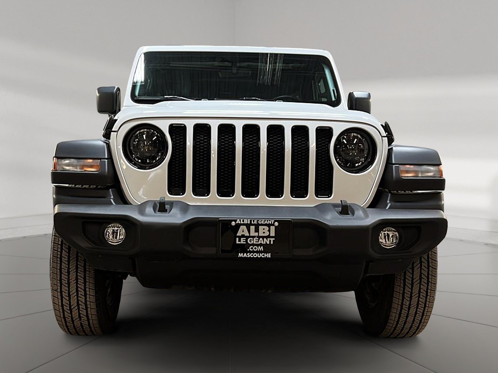Jeep Wrangler 2023 - Image #2