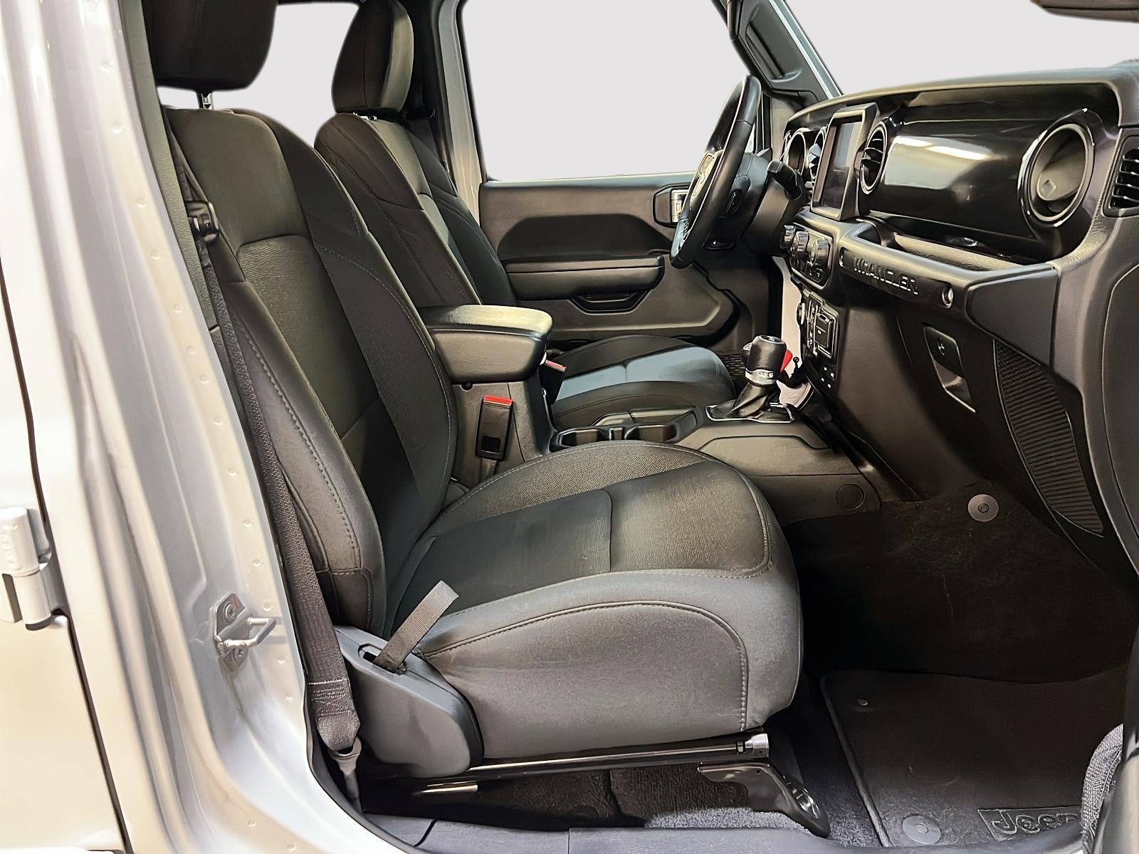 Jeep Wrangler 2023 - Image #8